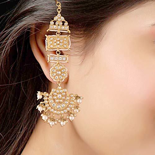 Vyomika Earrings