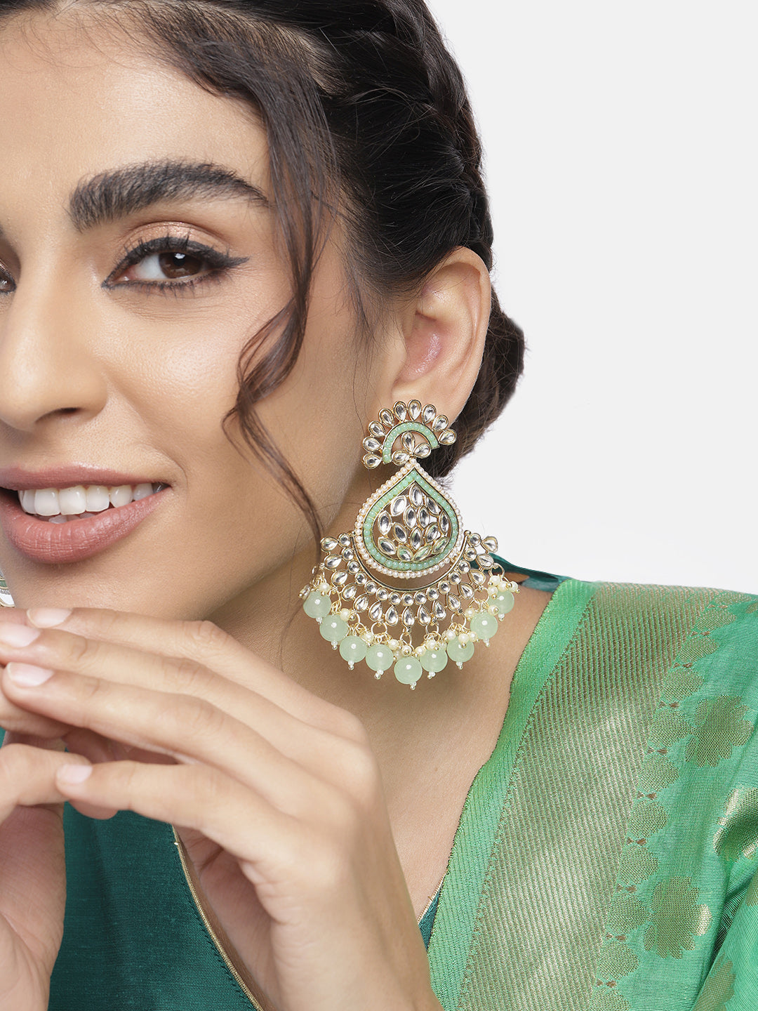 'Mahnoor' Mint Earrings