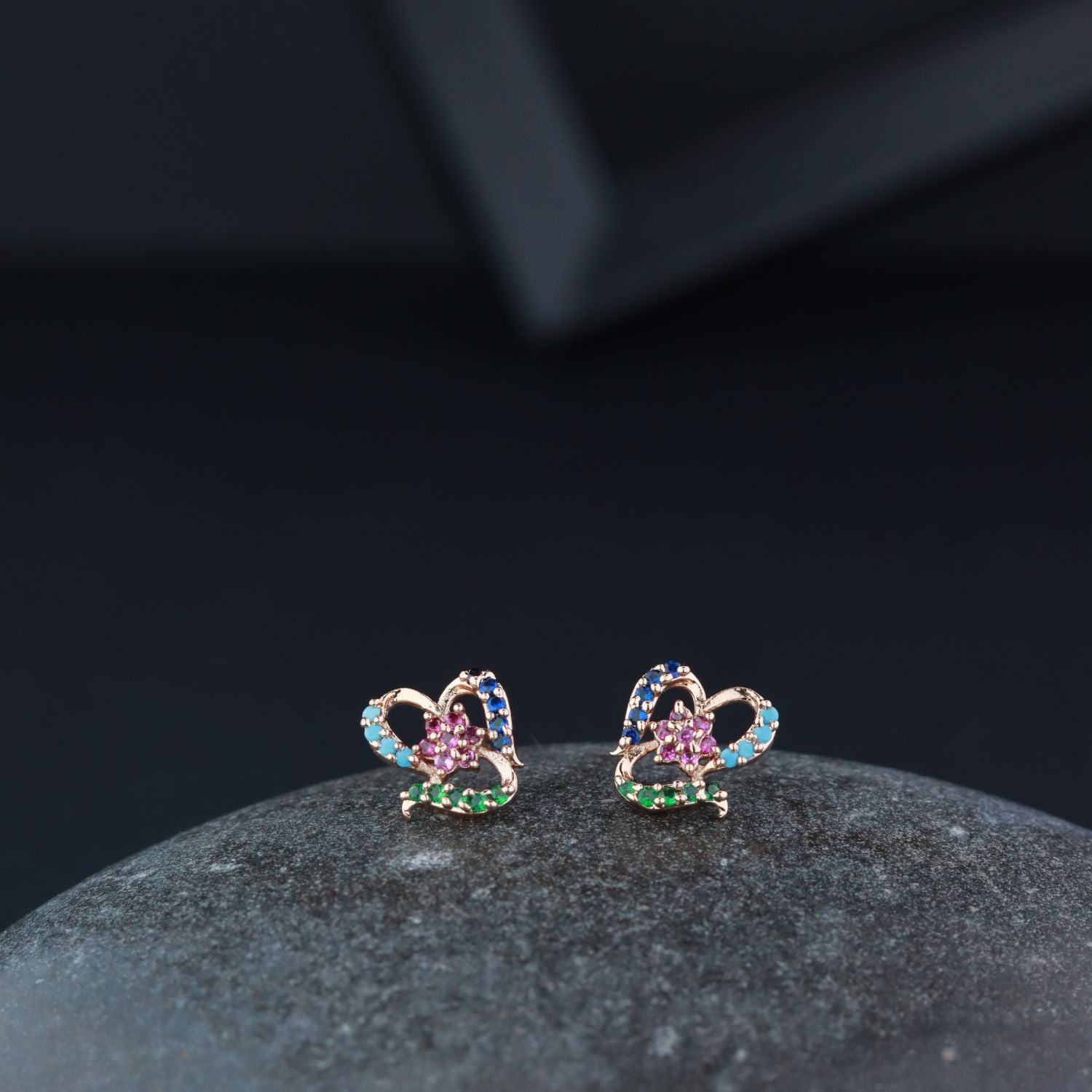 Jasleen Stud Earrings