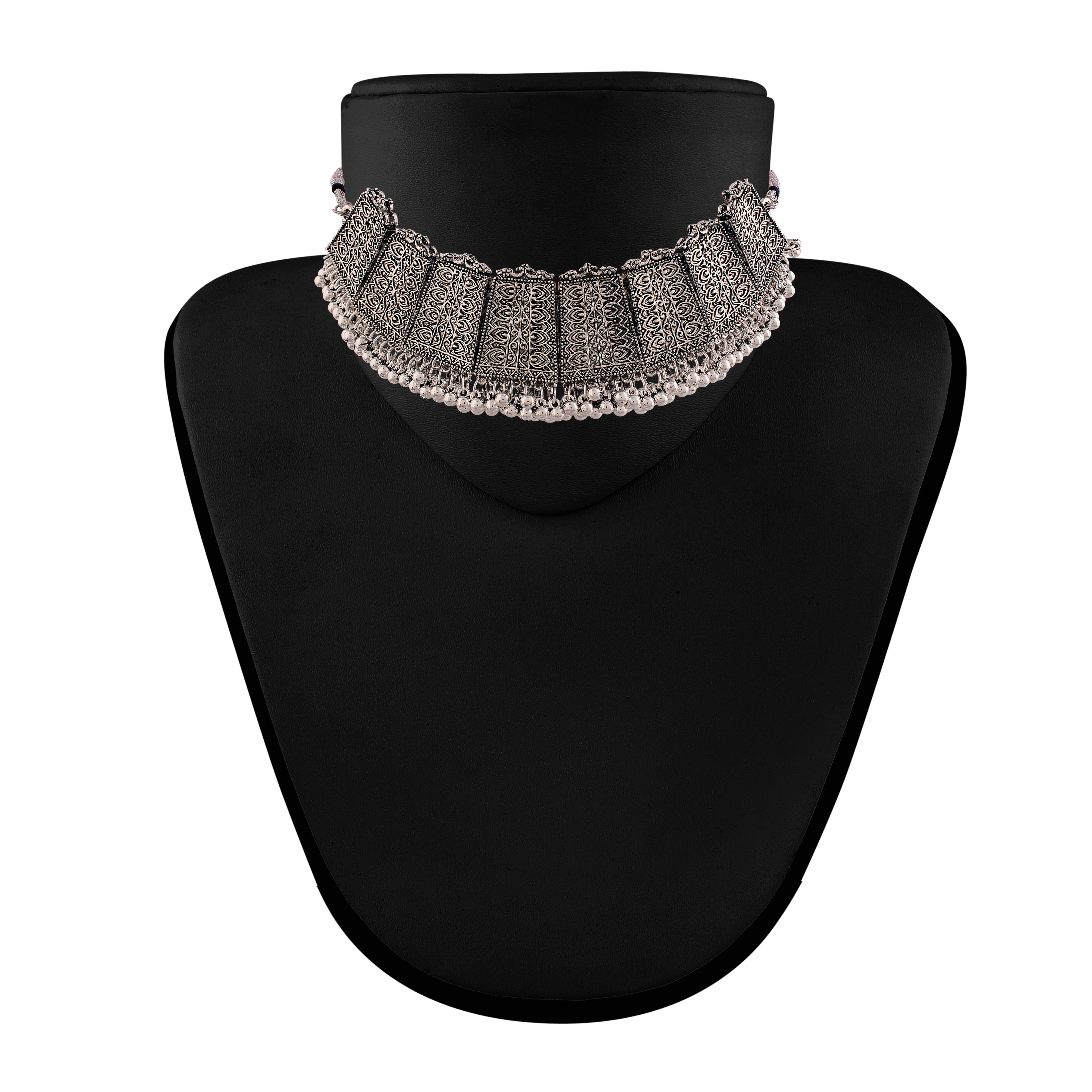 Parnavi Choker Set