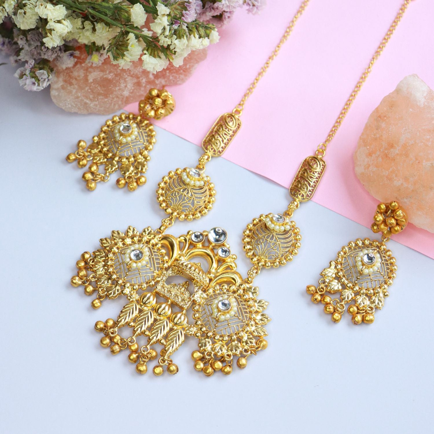 ' MRIGNA ' Necklace Set