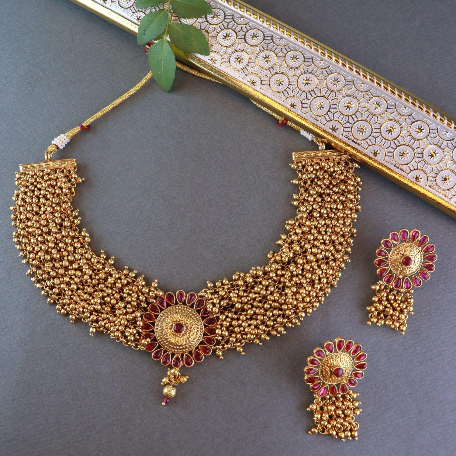 Avantika Jewellery set