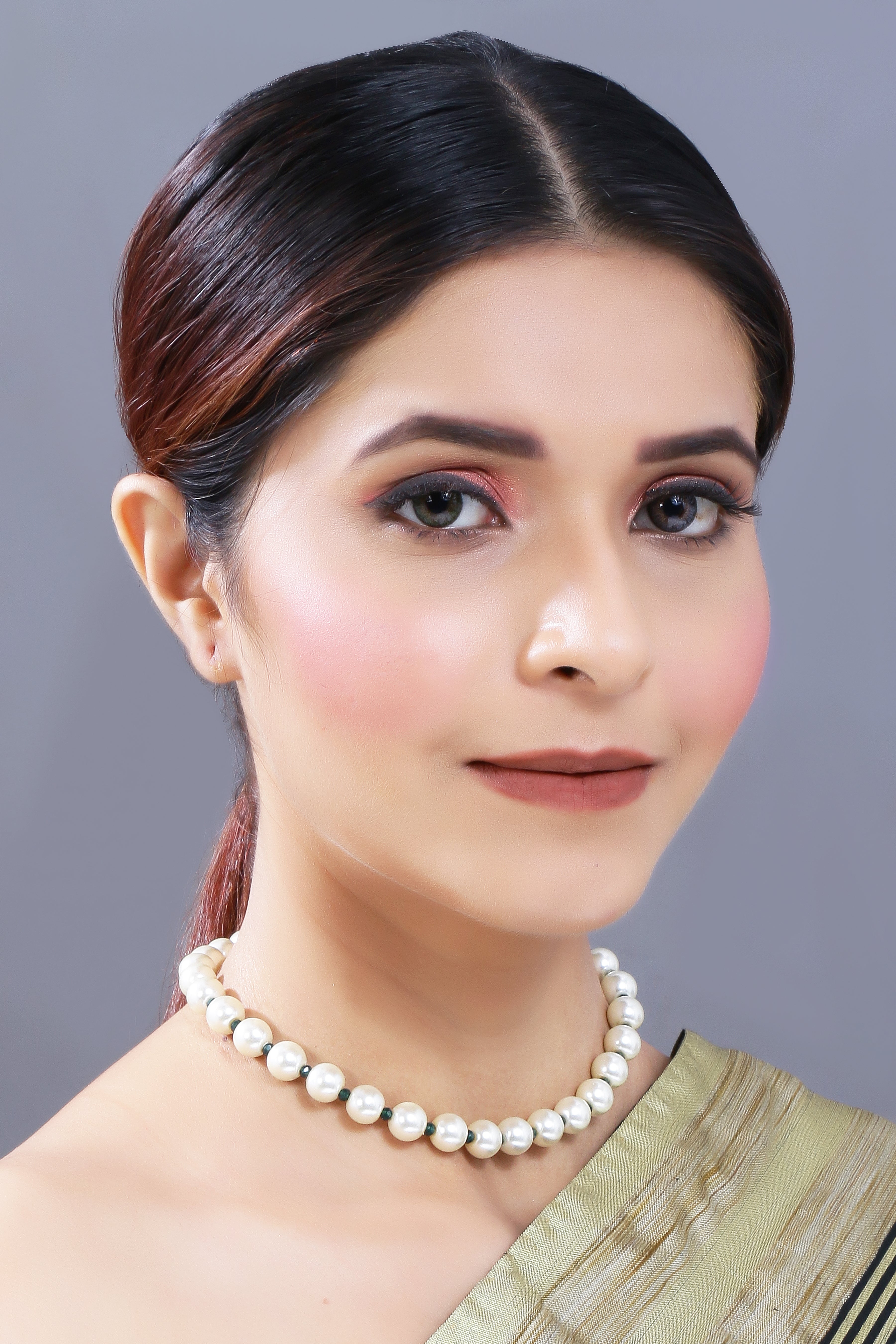 Chavvi Pearl Necklace Set