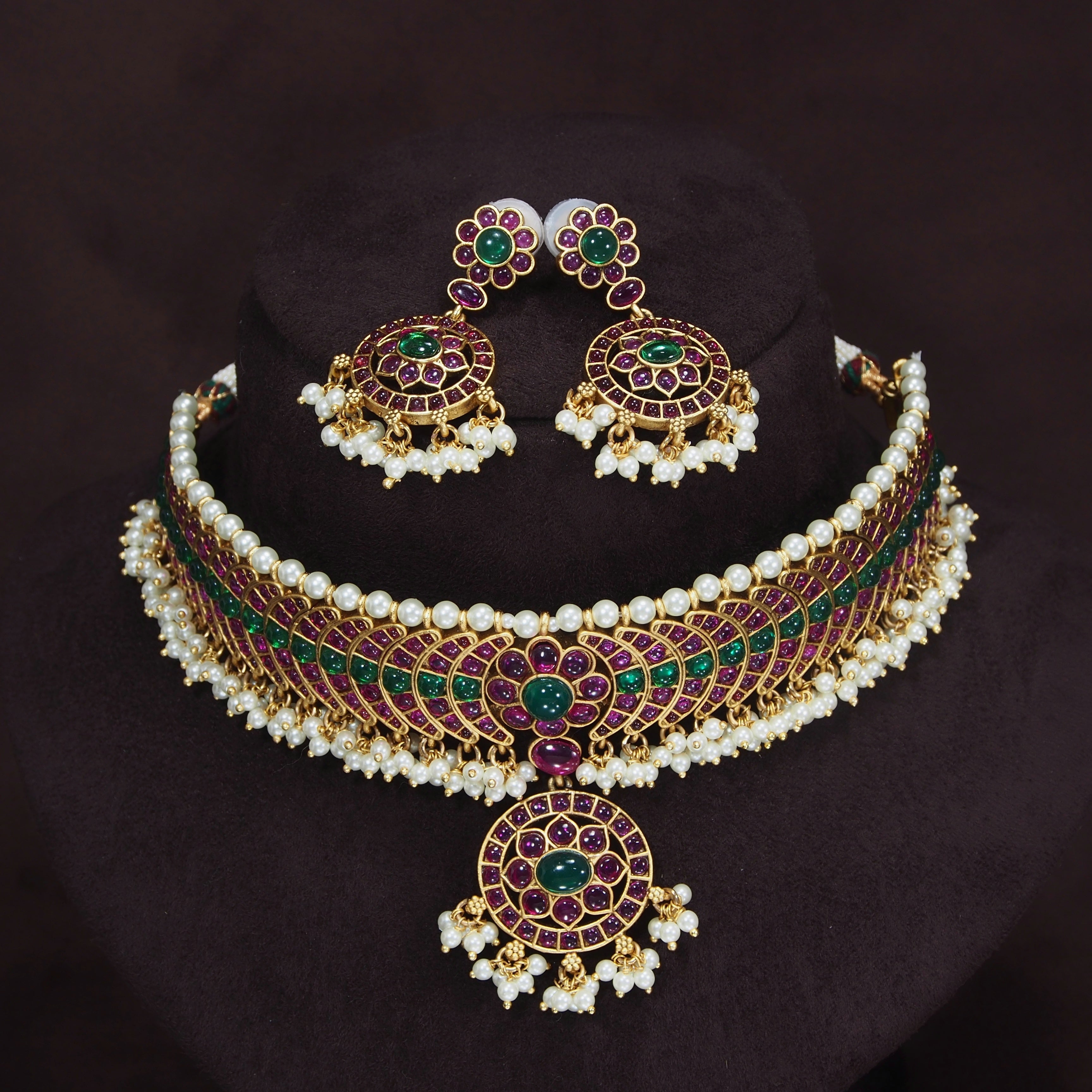 kundan , pearls , choker set