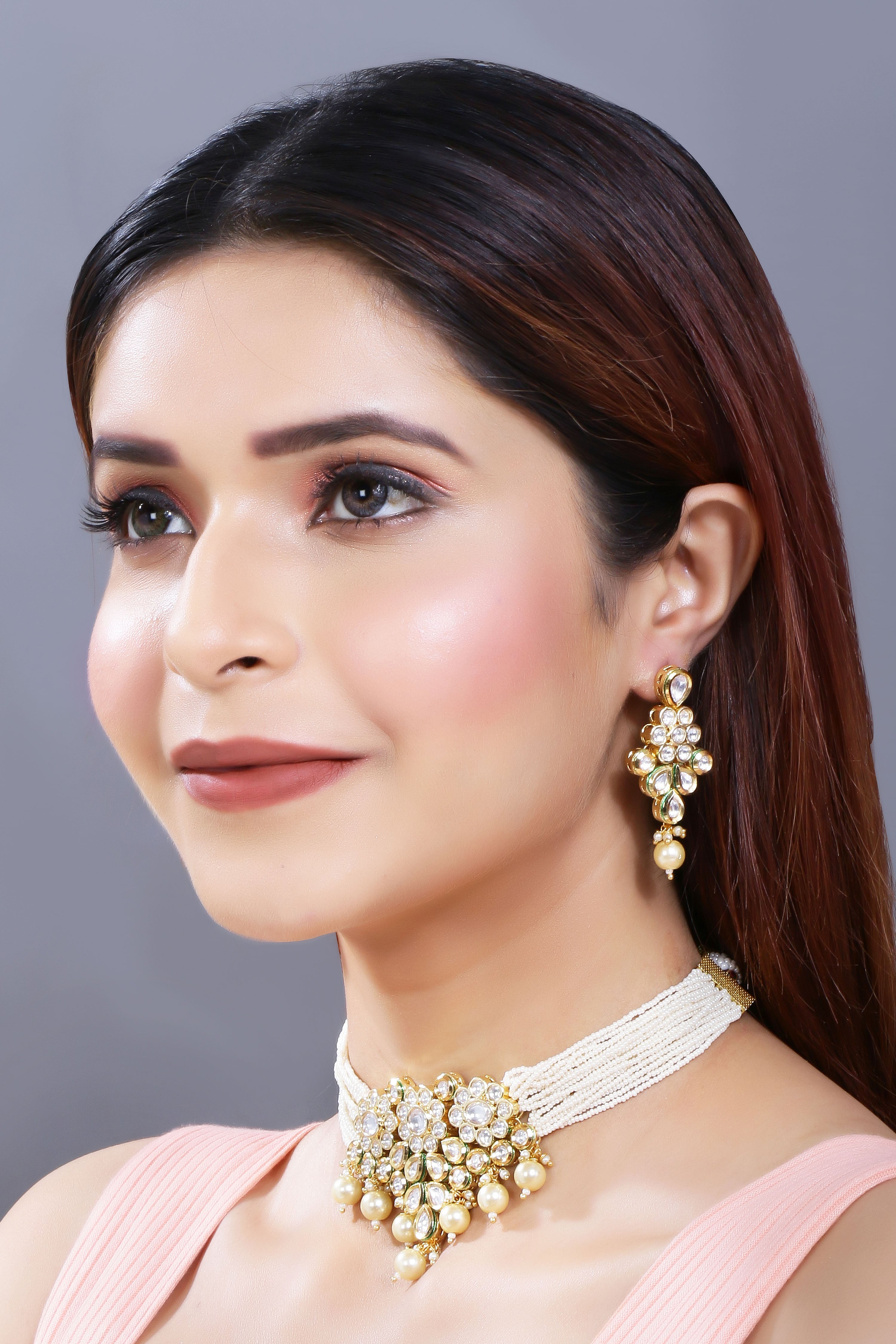 BHAAGYA White Choker