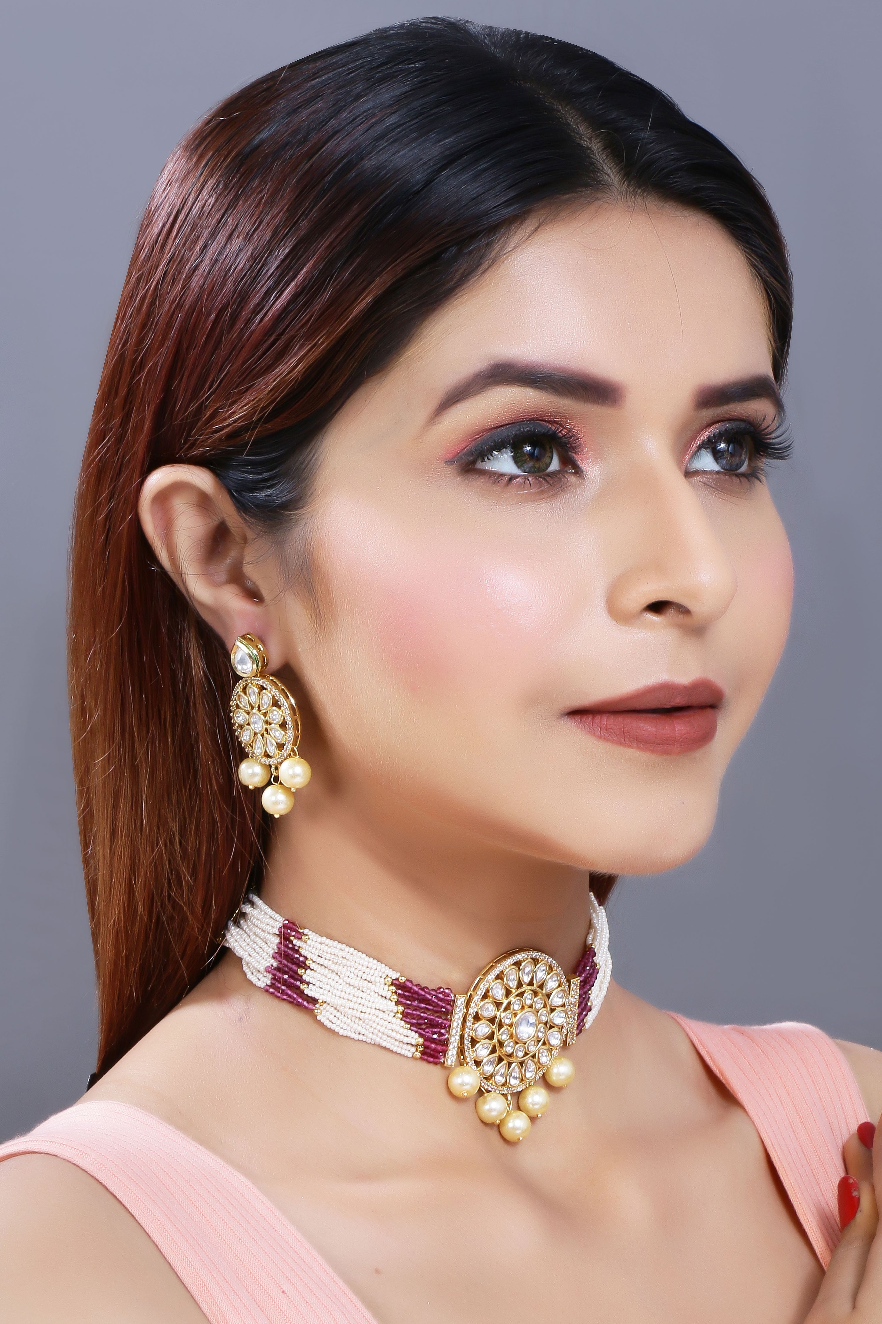 SHAFAQ Maroon Choker