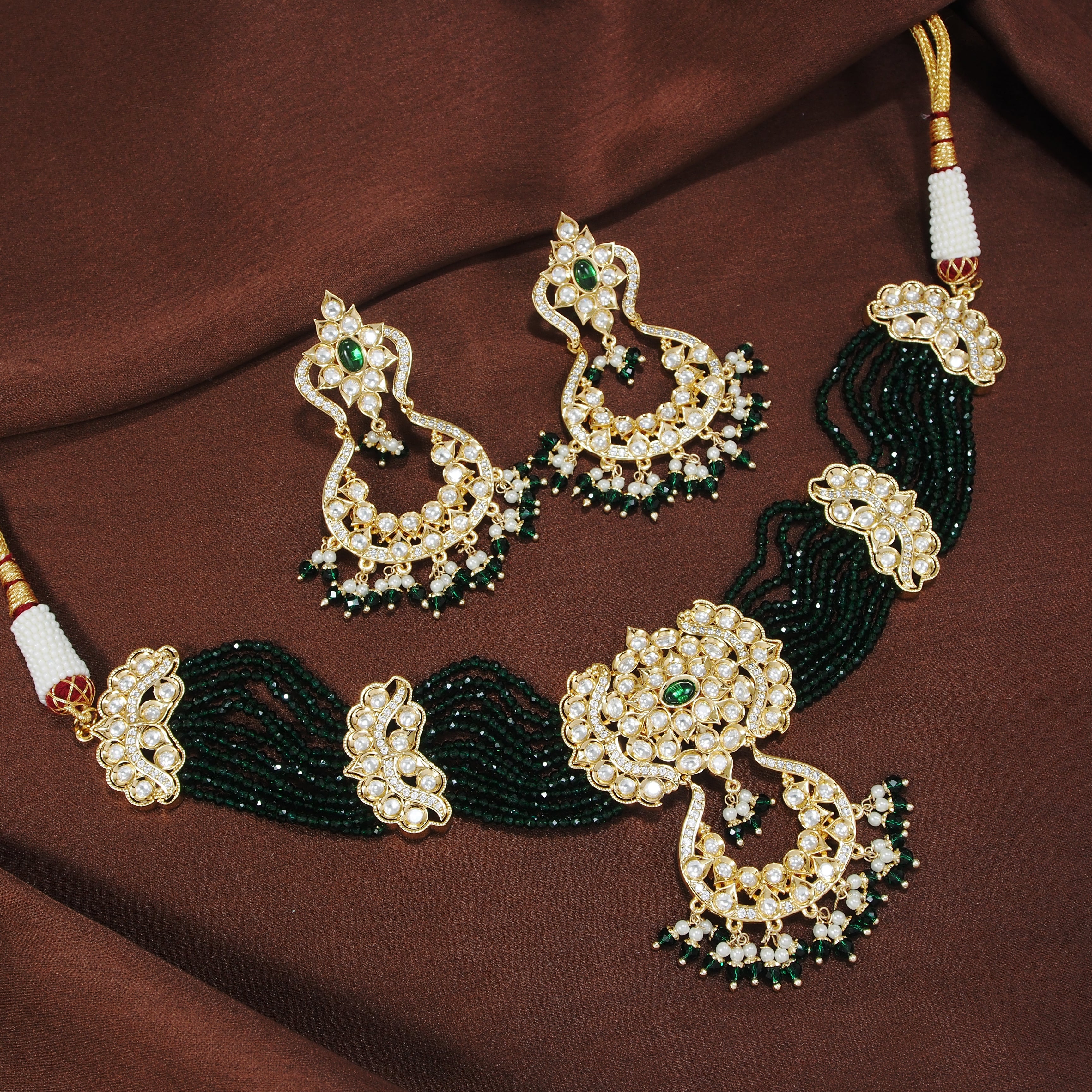 Inaya Green Choker Set