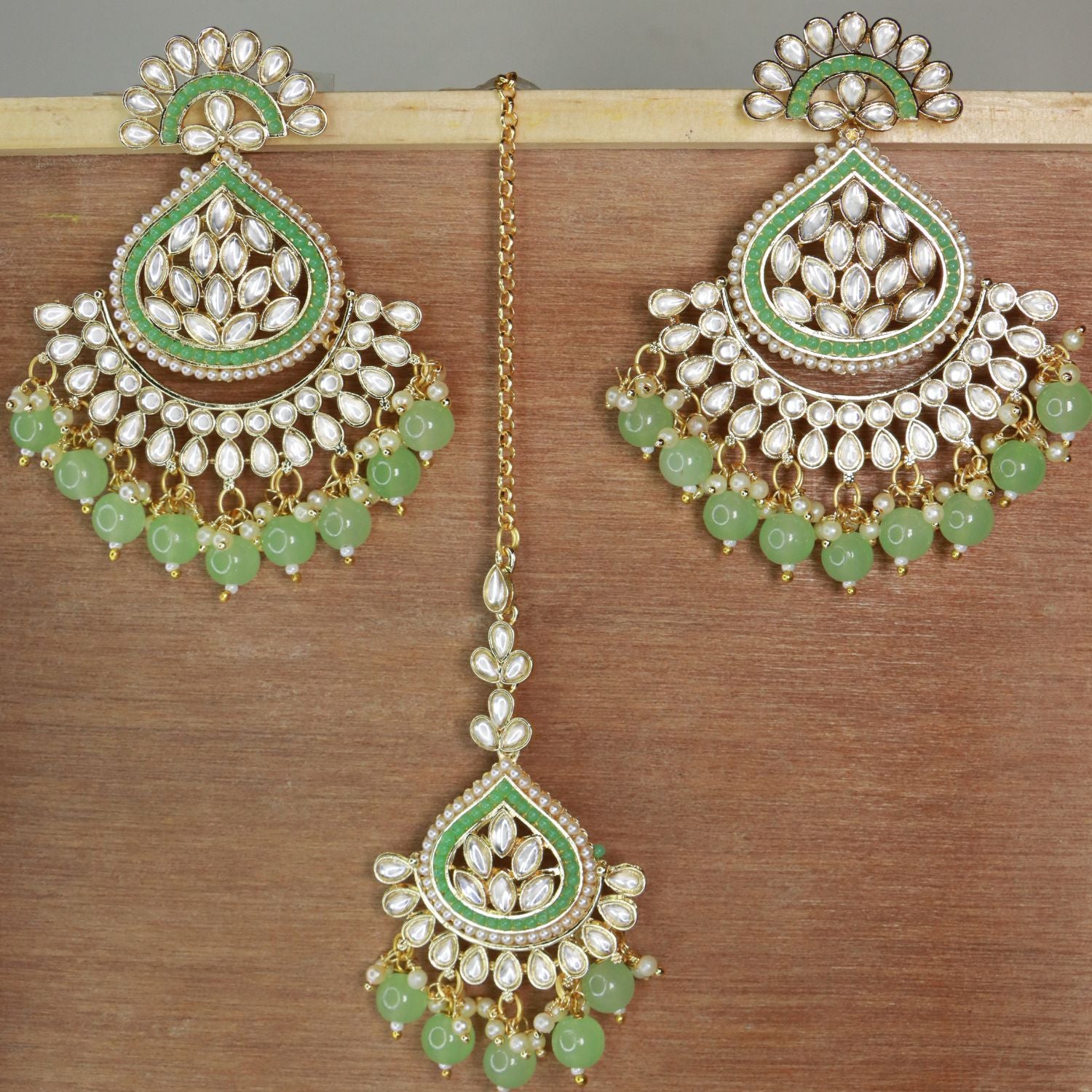 Reyhana Mint Maangtikka Earring Set