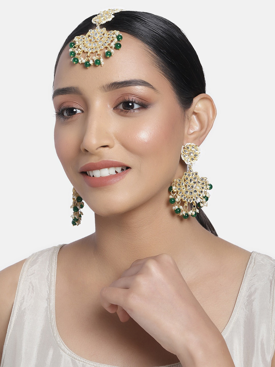 kundan , pearls , chandbali