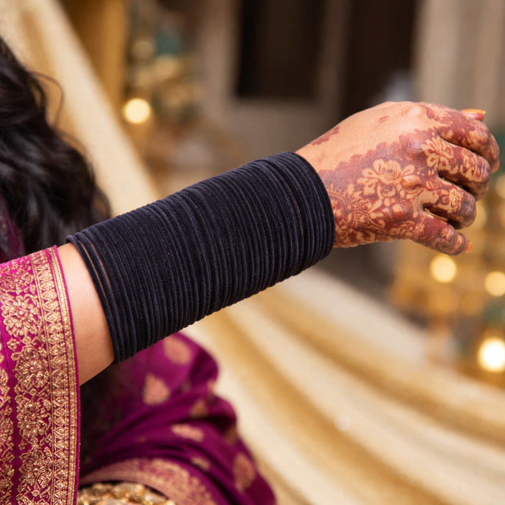Mahek Black Bangles
