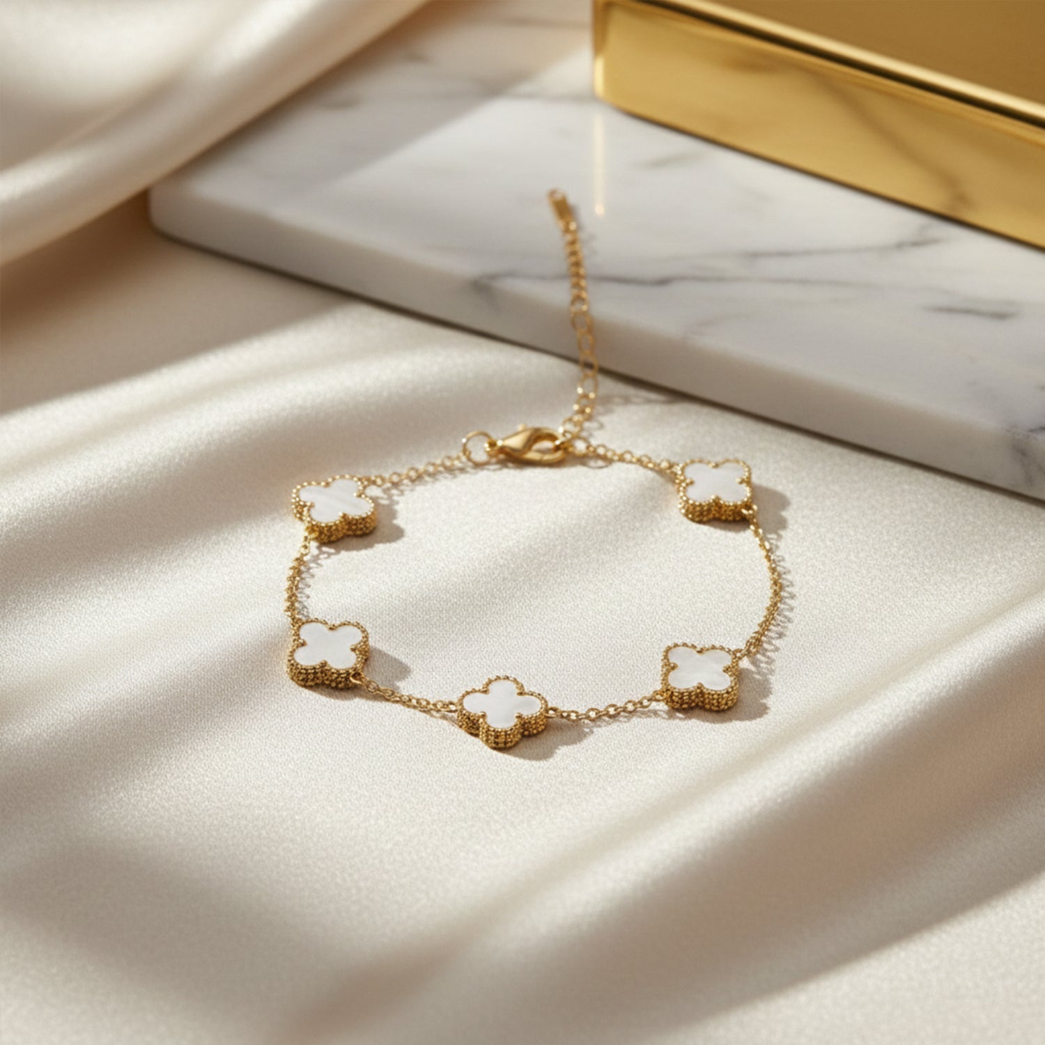 Eleven - Minimal Clover Two - Ways Bracelet