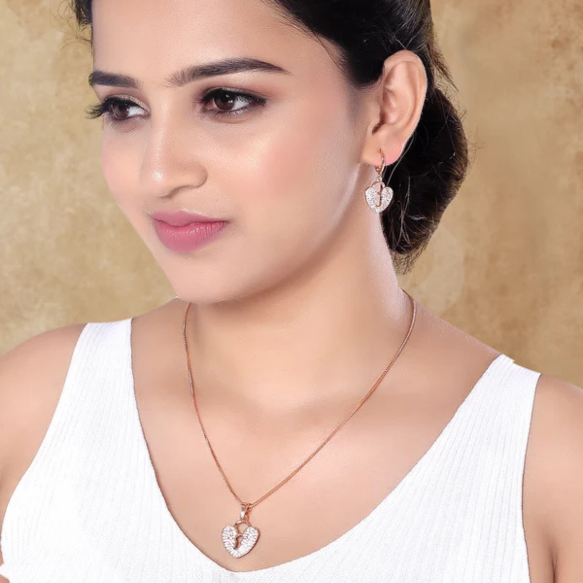 Stella Rose Gold Pendant Set