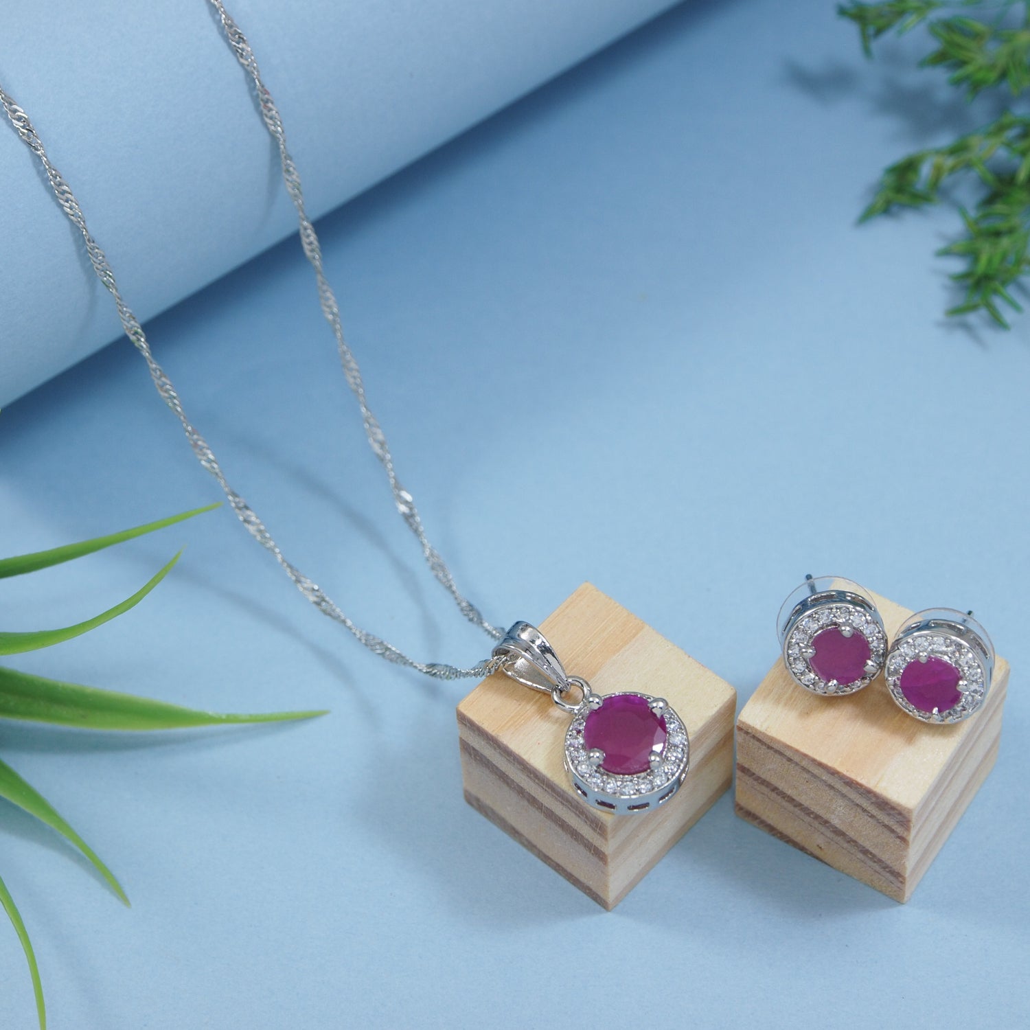 Elvisha Pink Pendant Set