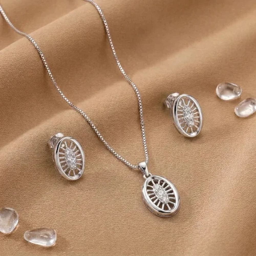 Tia - Silver Shine Oval Pendant Set