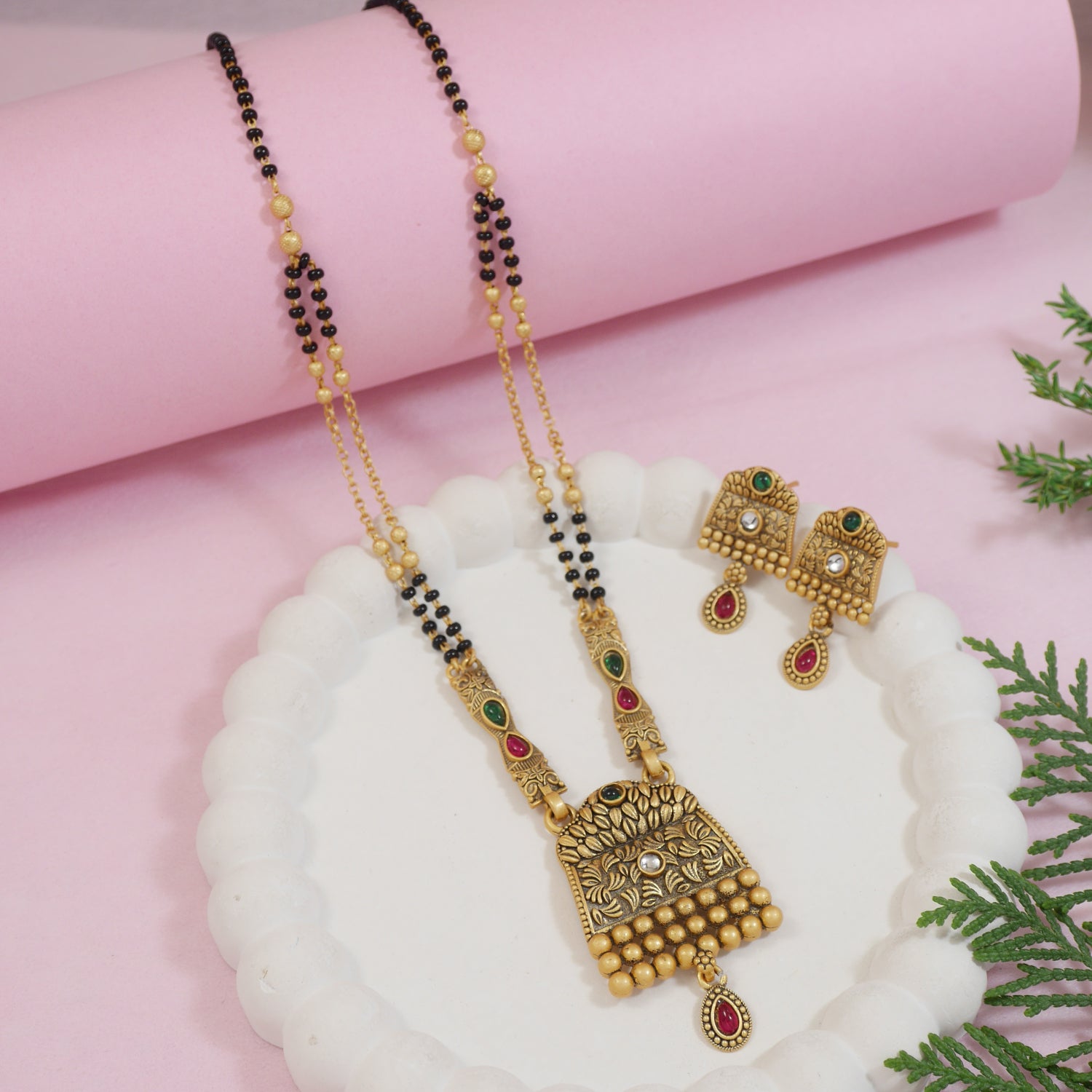Eshitha– Vibrant Mangalsutra with Color Bead Details