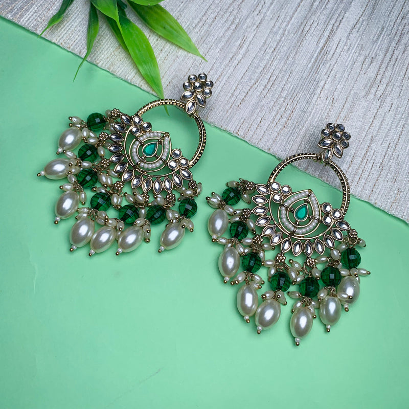 Mridhi Green Earrings