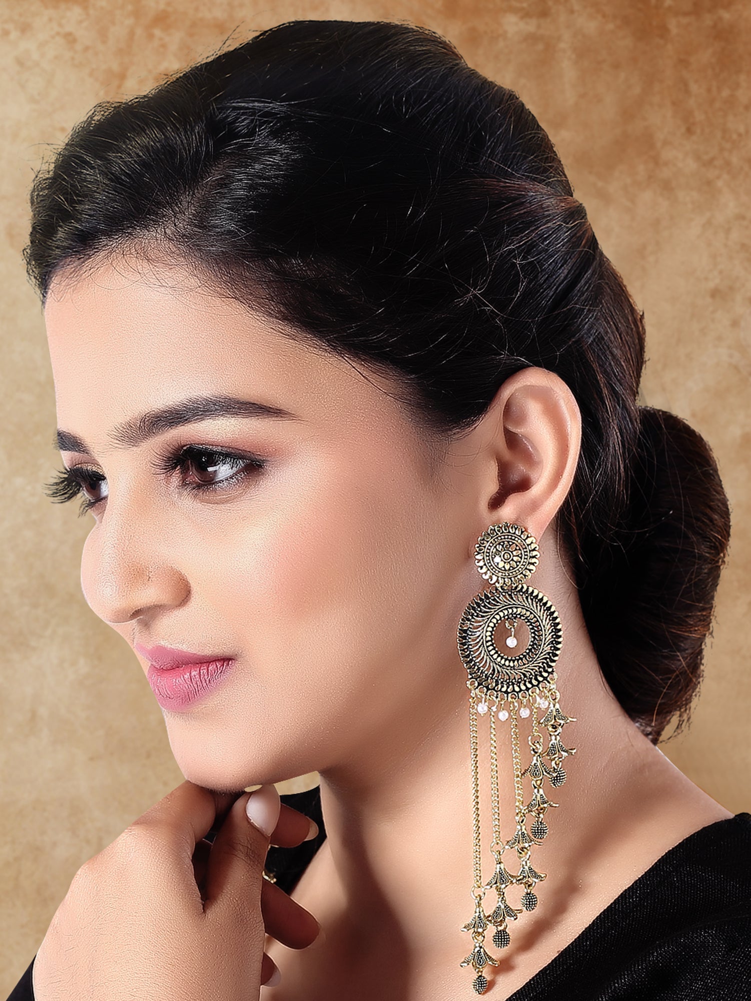 Prashi Earrings