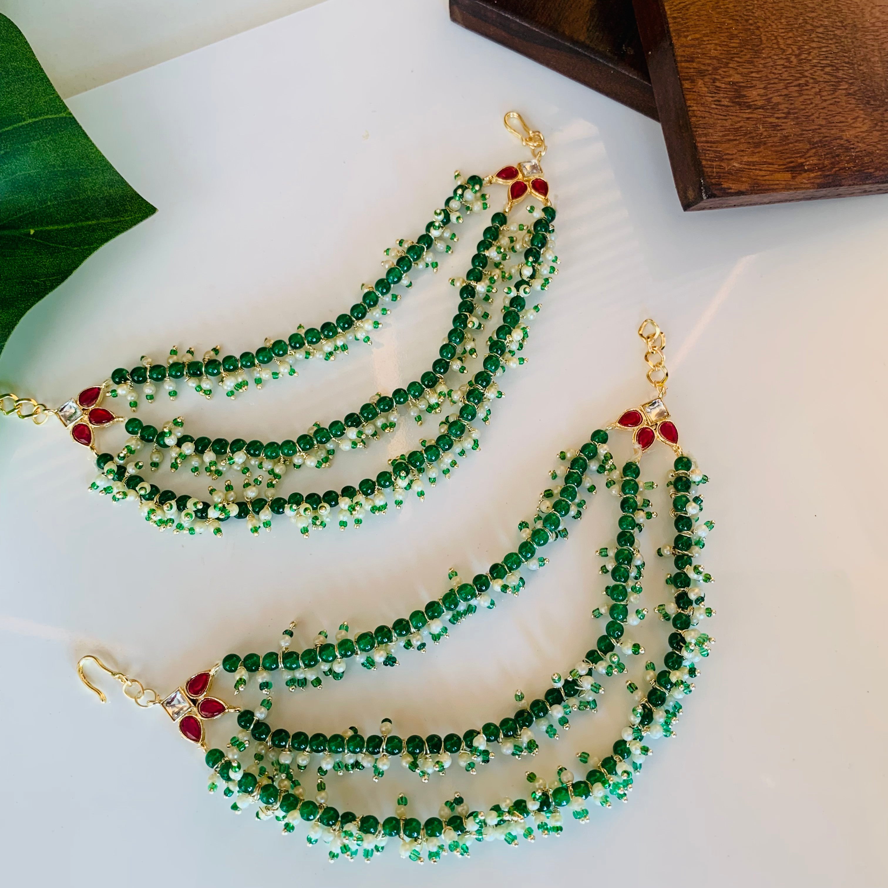 Sakina Green Earchain