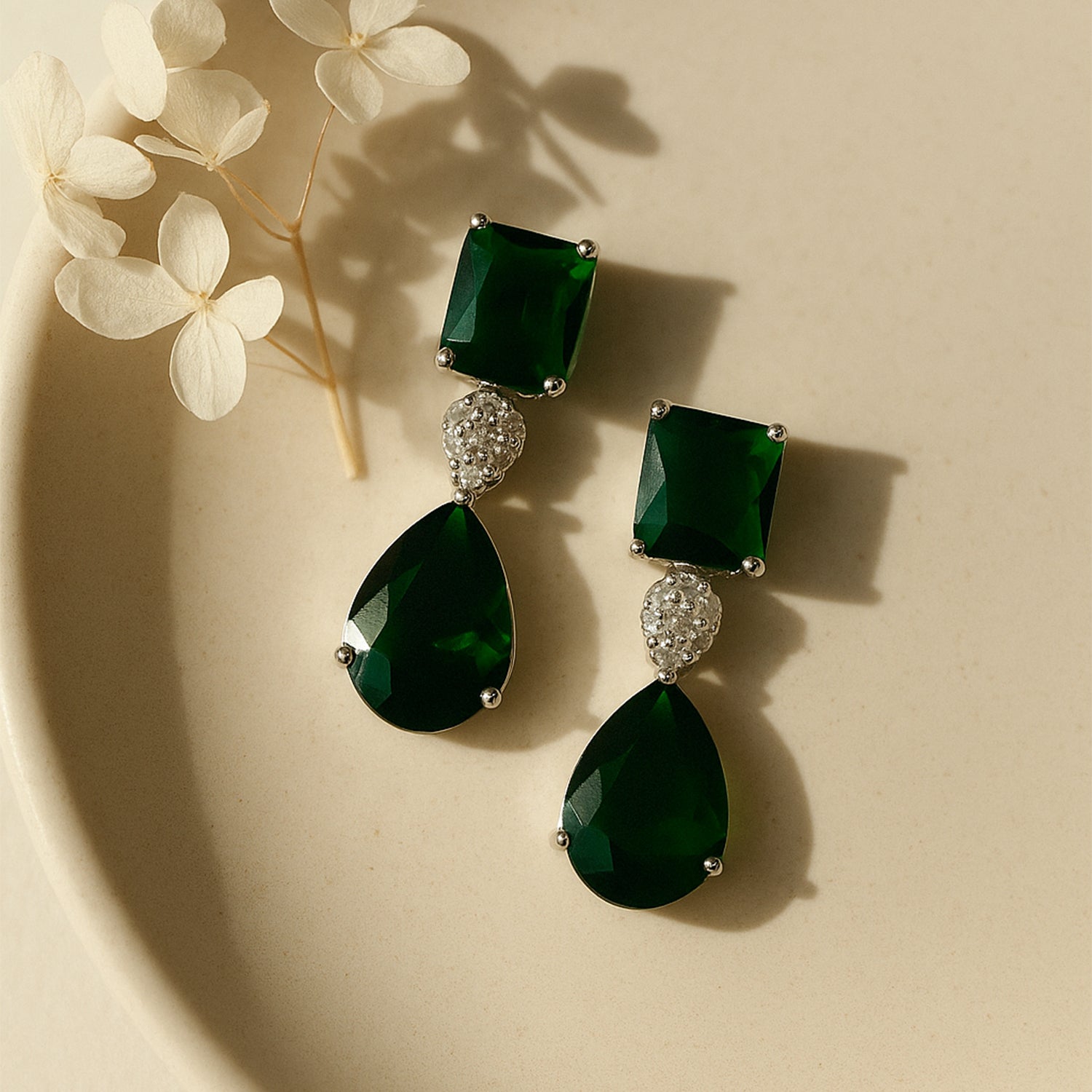 Lia Silver Green Earrings