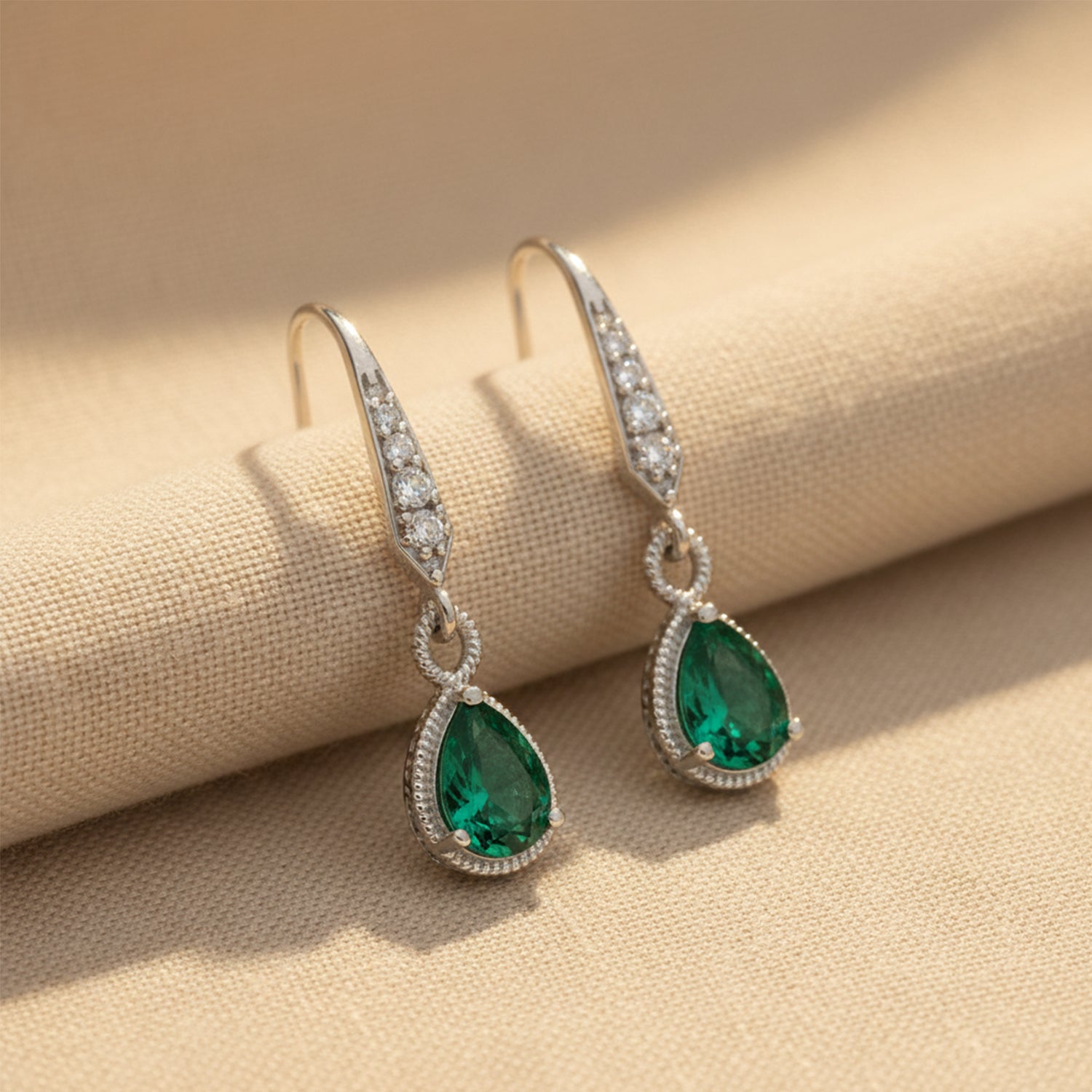 Isabel Green Tide- glowing green elegance