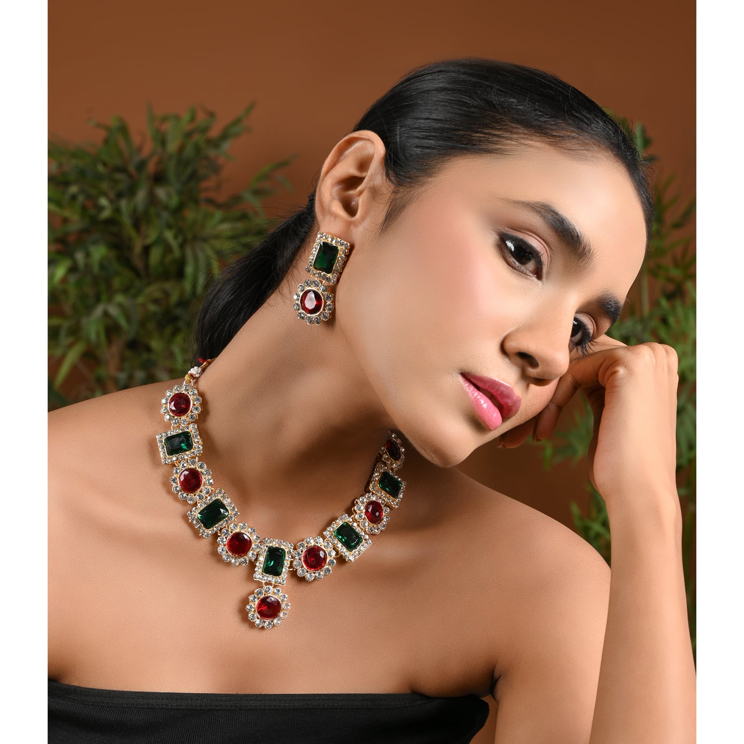 Tanushree Necklace Set