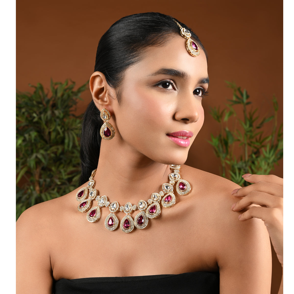 Hamsika Pink Choker Set