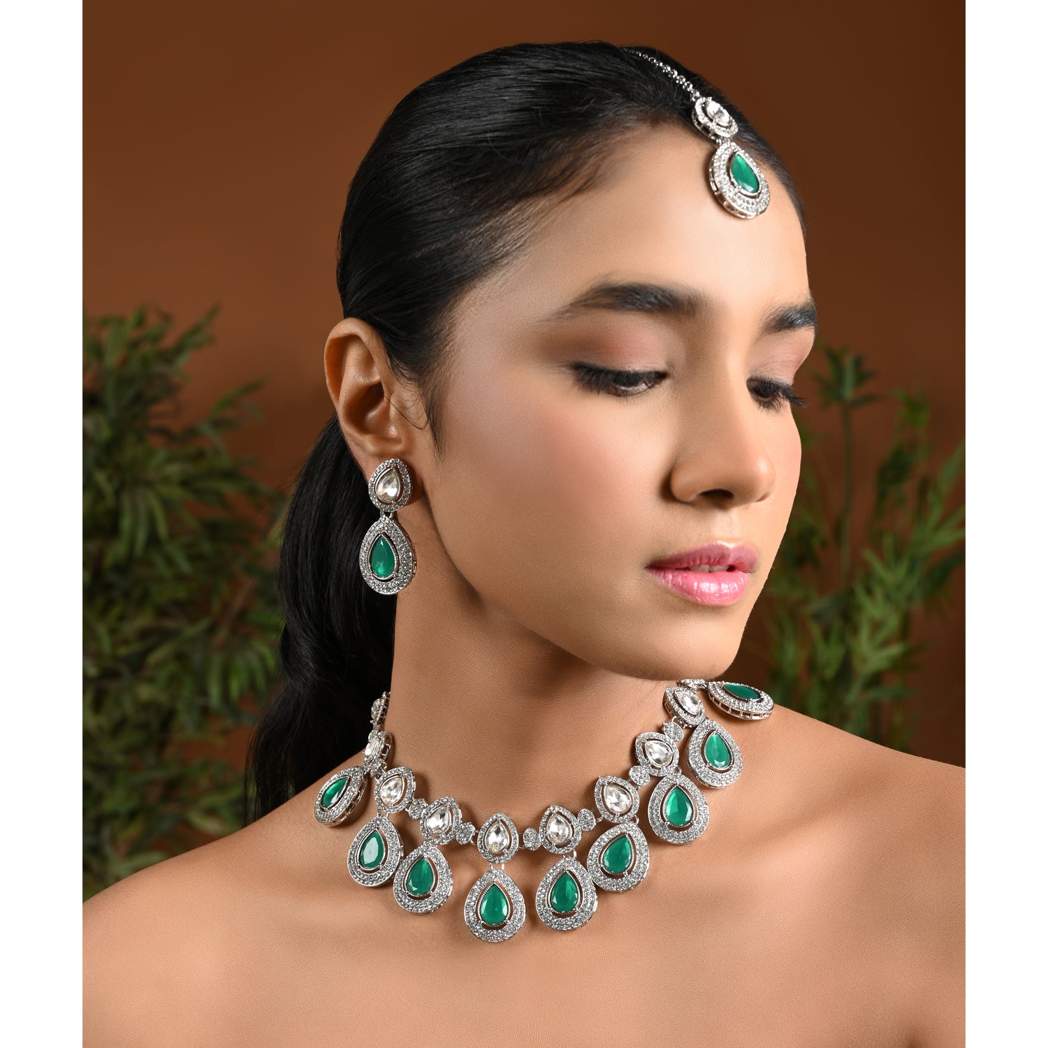 Hamsika Rhodium Green Choker Set