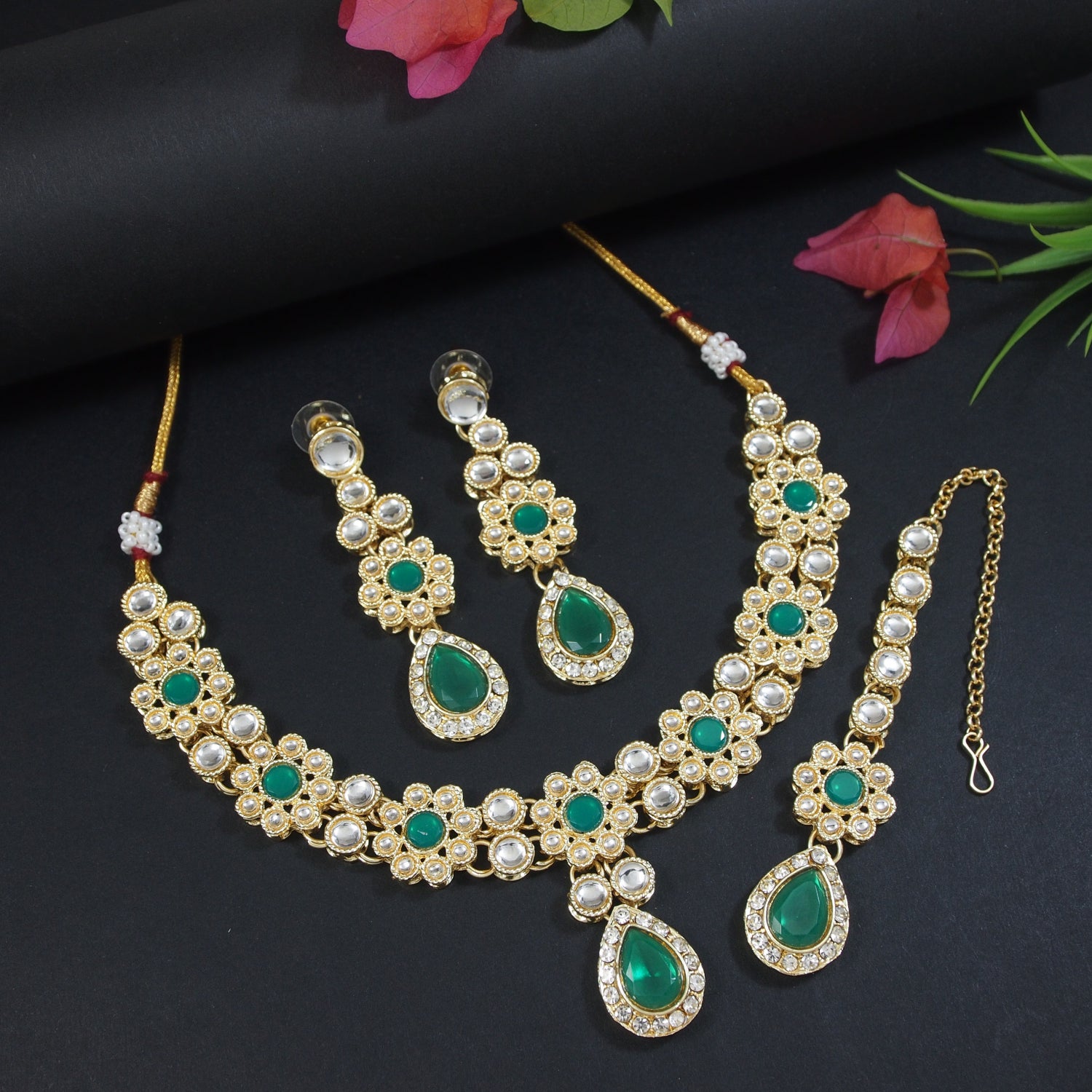 Archana Green Jewellery set
