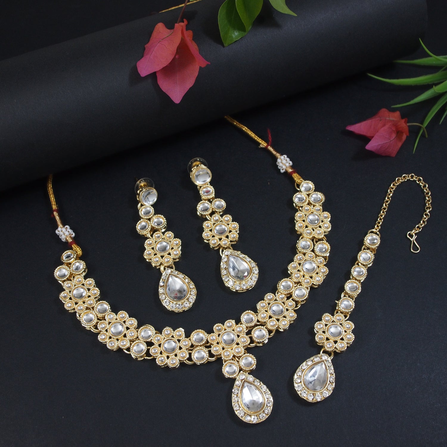 Archana White Jewellery set