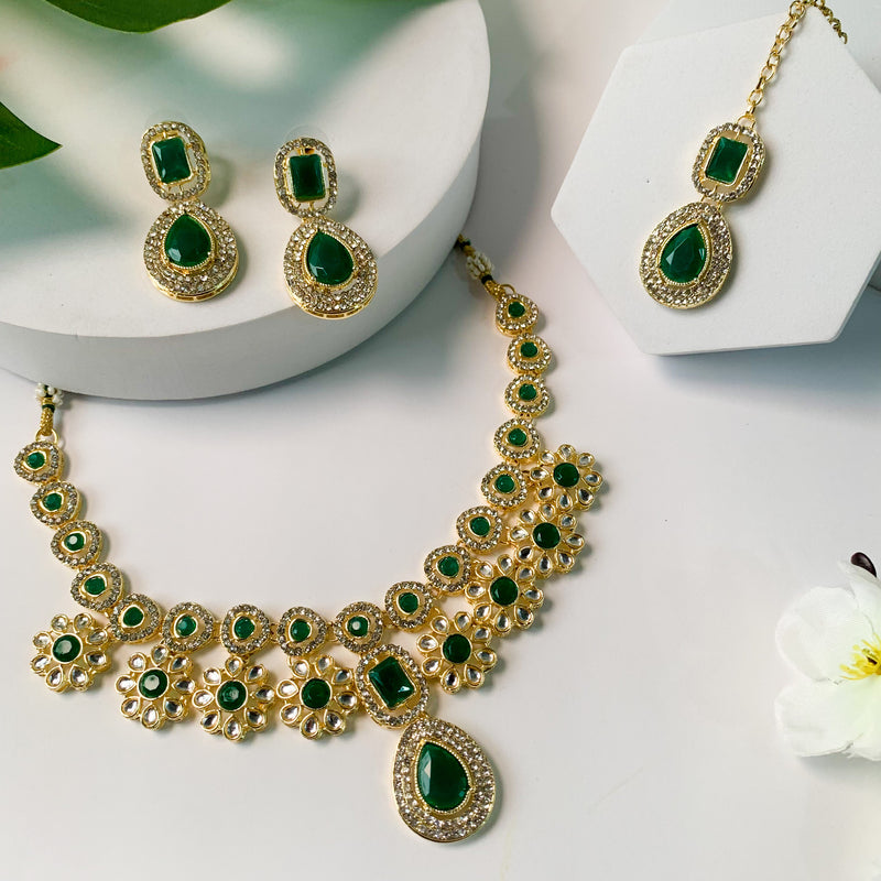 Sudiksha Green Necklace set