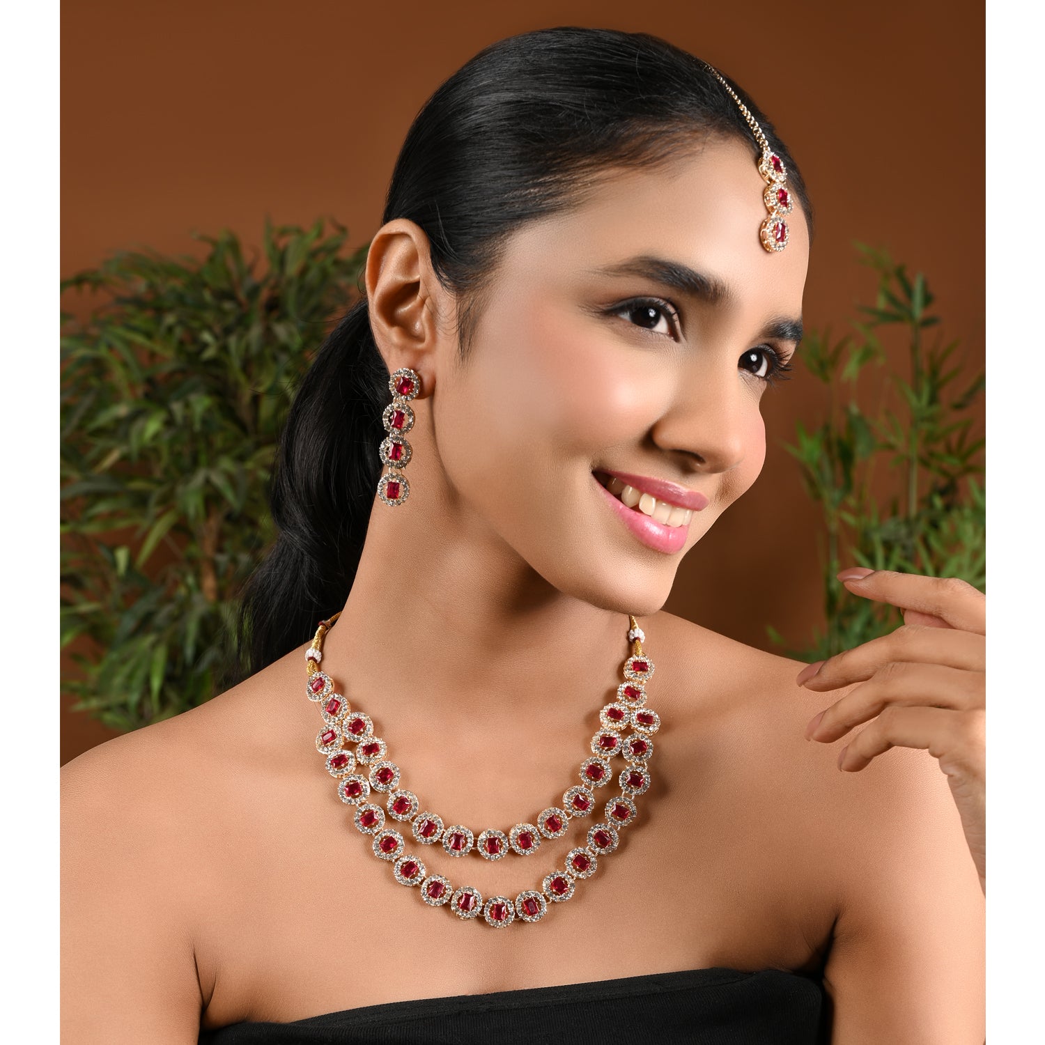 Ishvira Pink Necklace Set