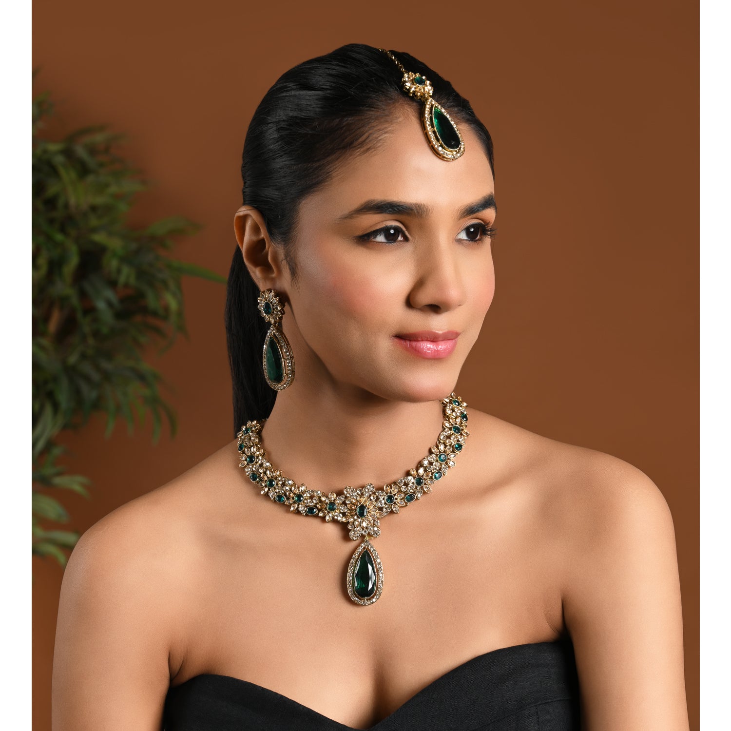 Nyathi -Traditional Green Temple Necklace Set