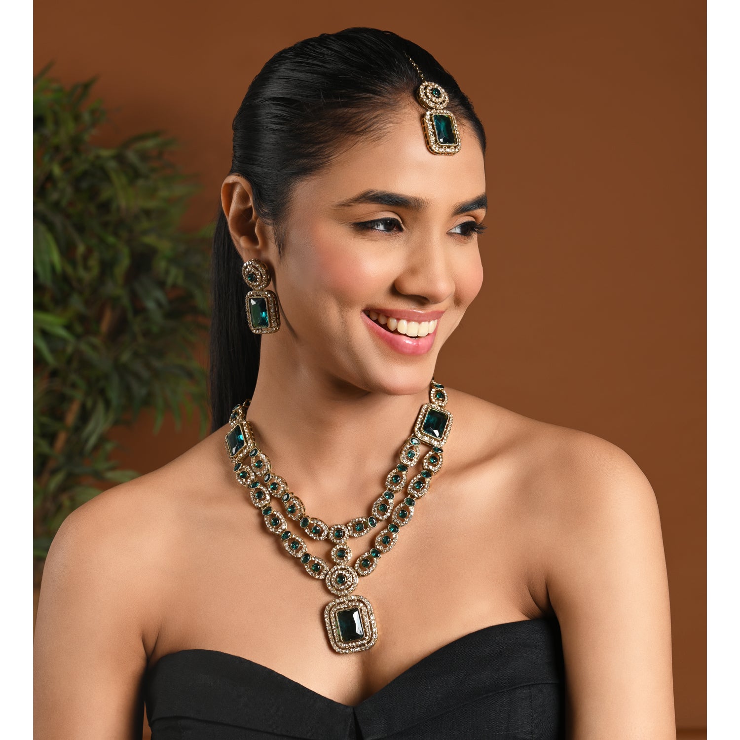 Divyani - Green Kundan Statement Necklace Set