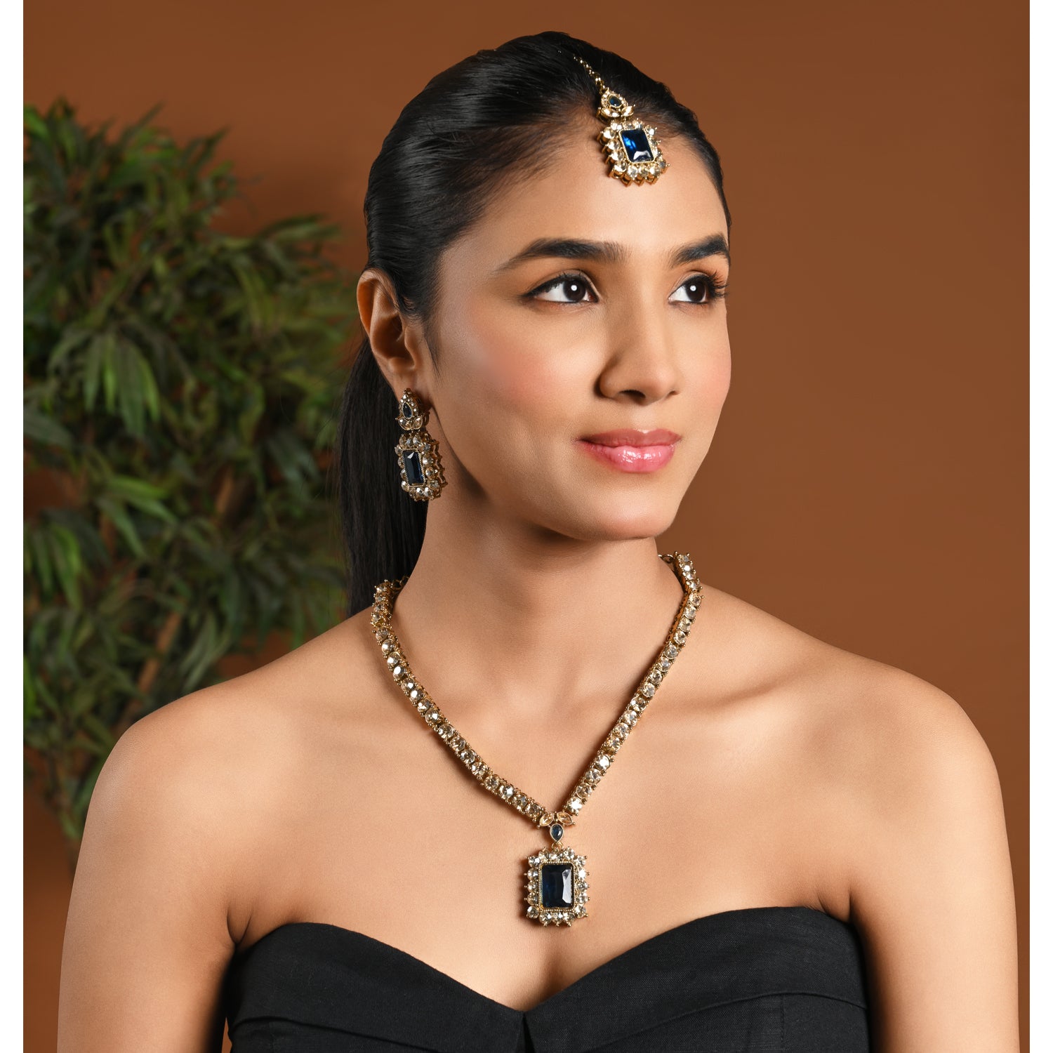 Dyuthi - MontanaTeal Stone Classic Necklace Set