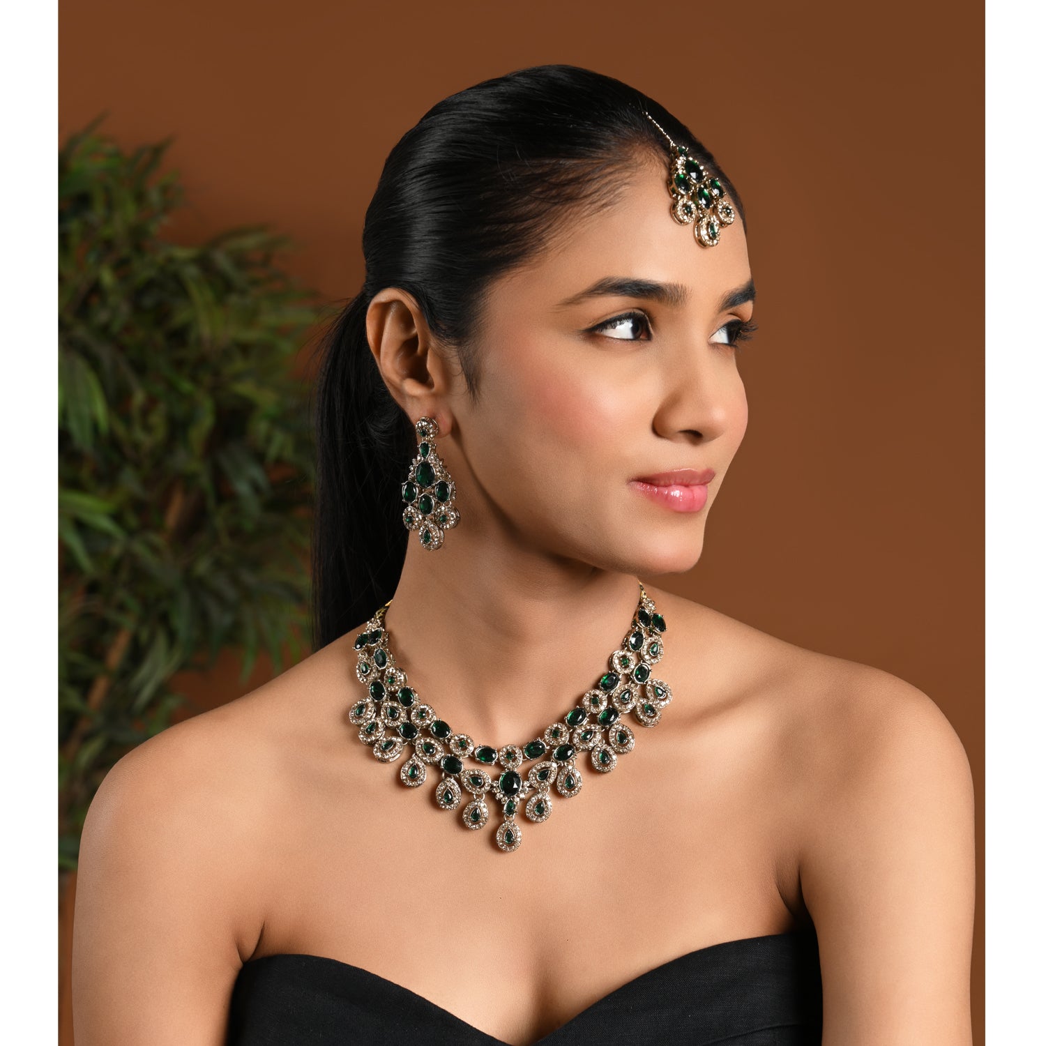 Nayesha - Vintage Green Kundan Bridal Necklace Set