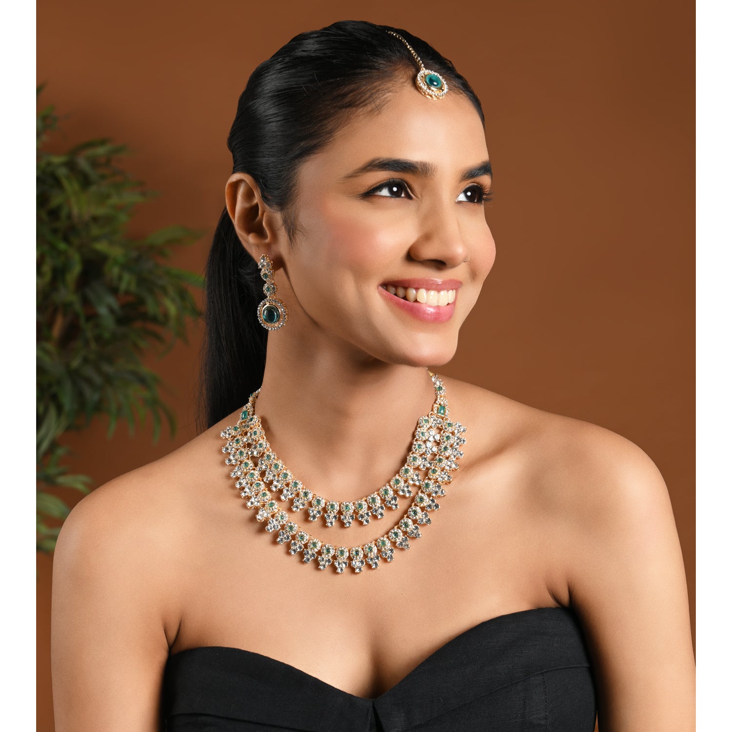 Shravi - Green Kundan Necklace Set