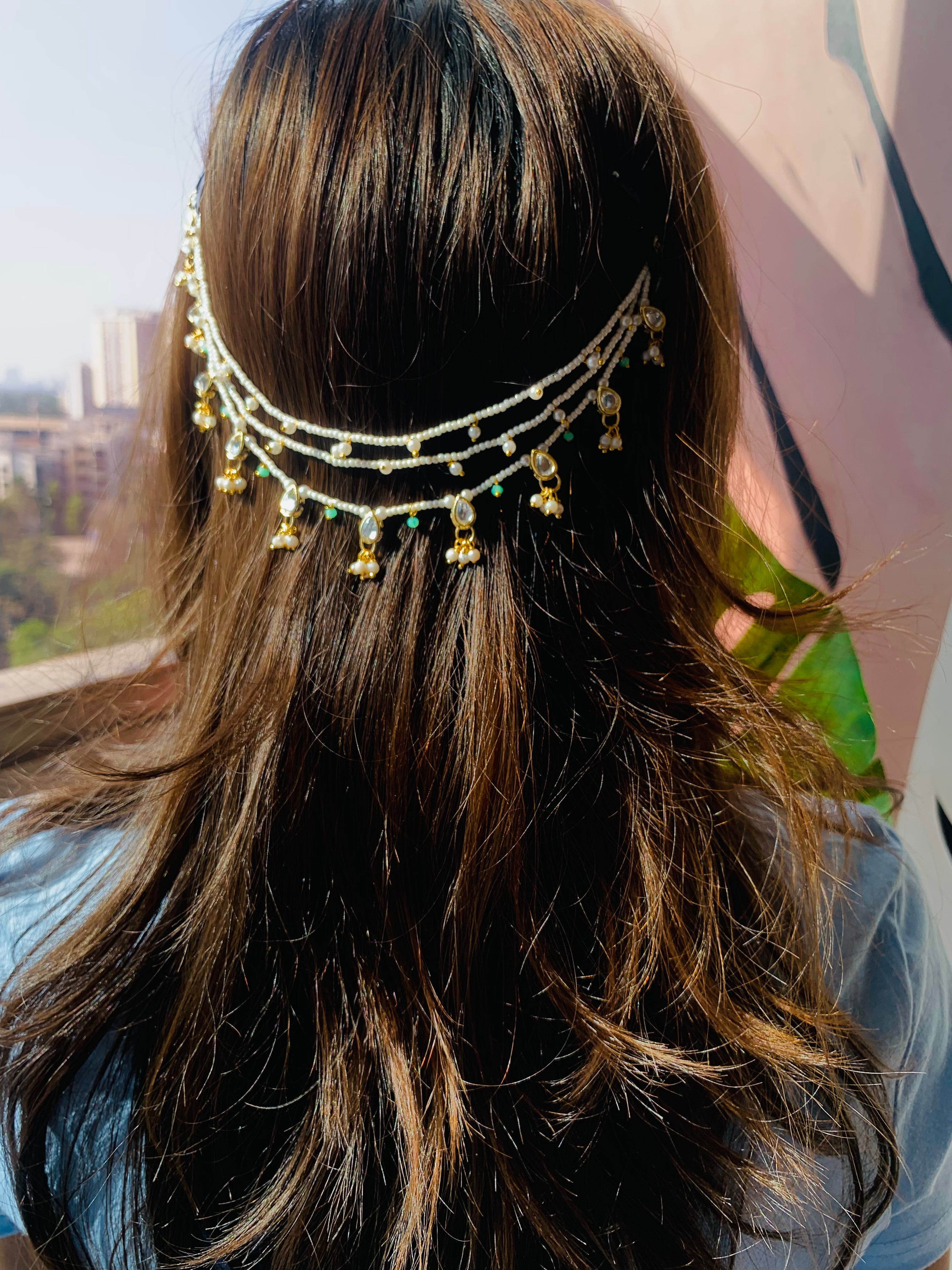 Nyshvi Pearl HairChain