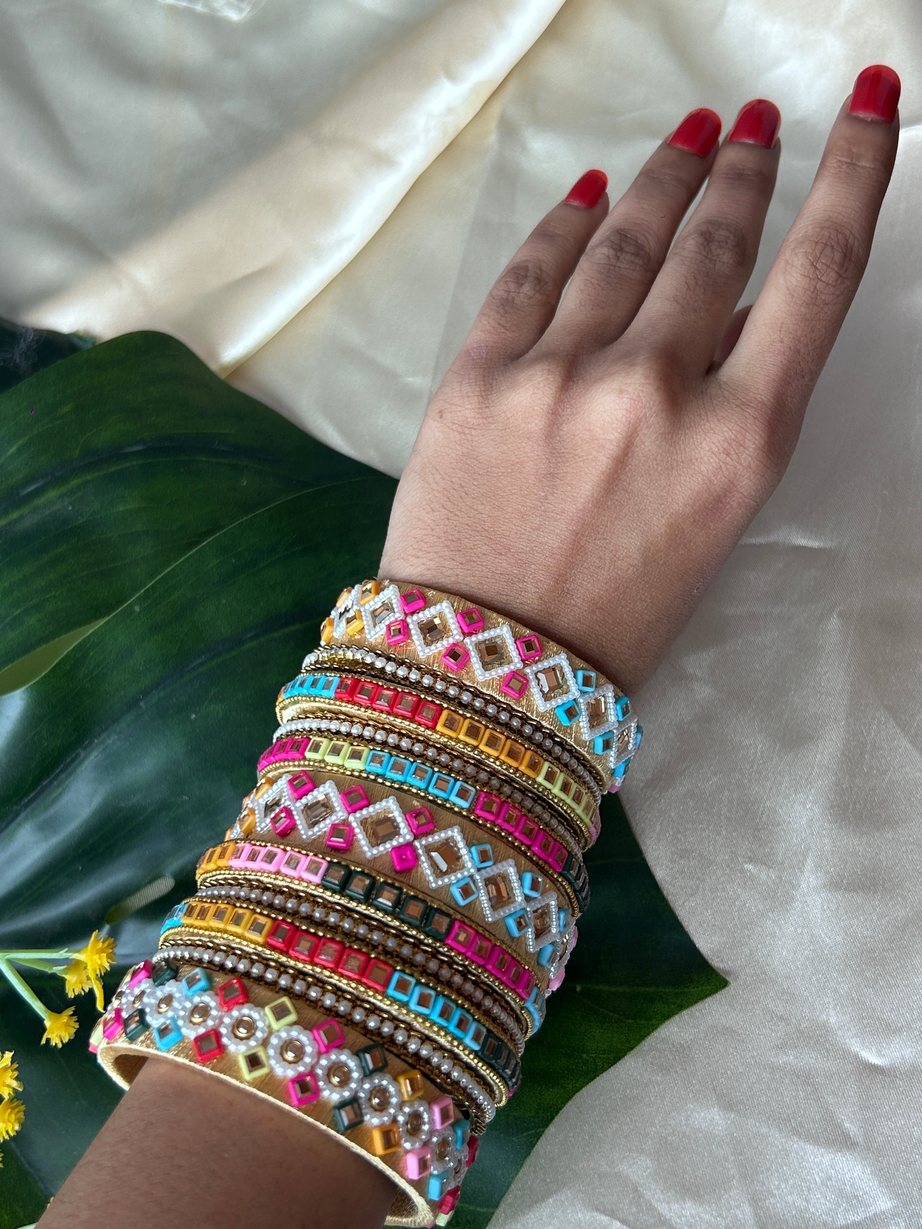 Sharmin Multicolour Bangles