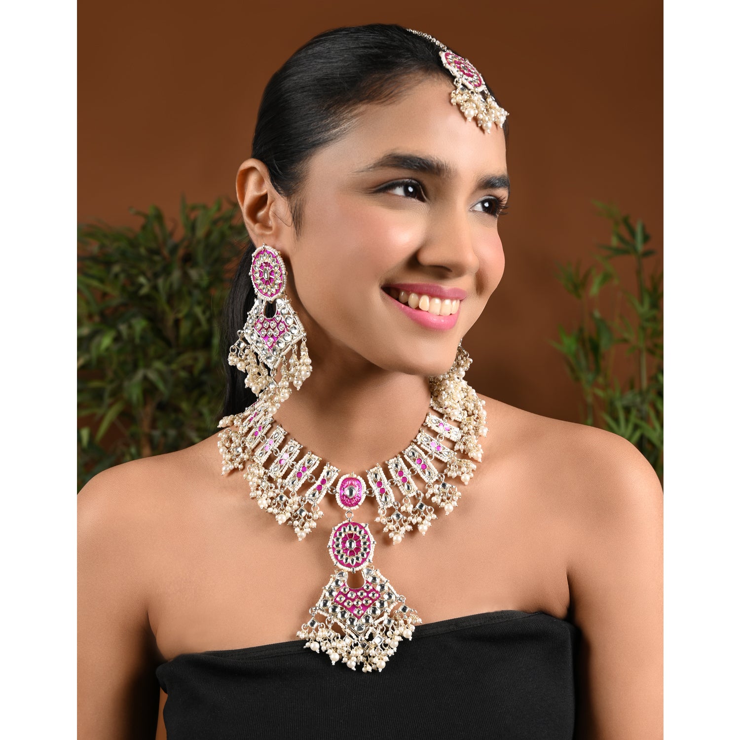 Shaniya Wine Jewellery set