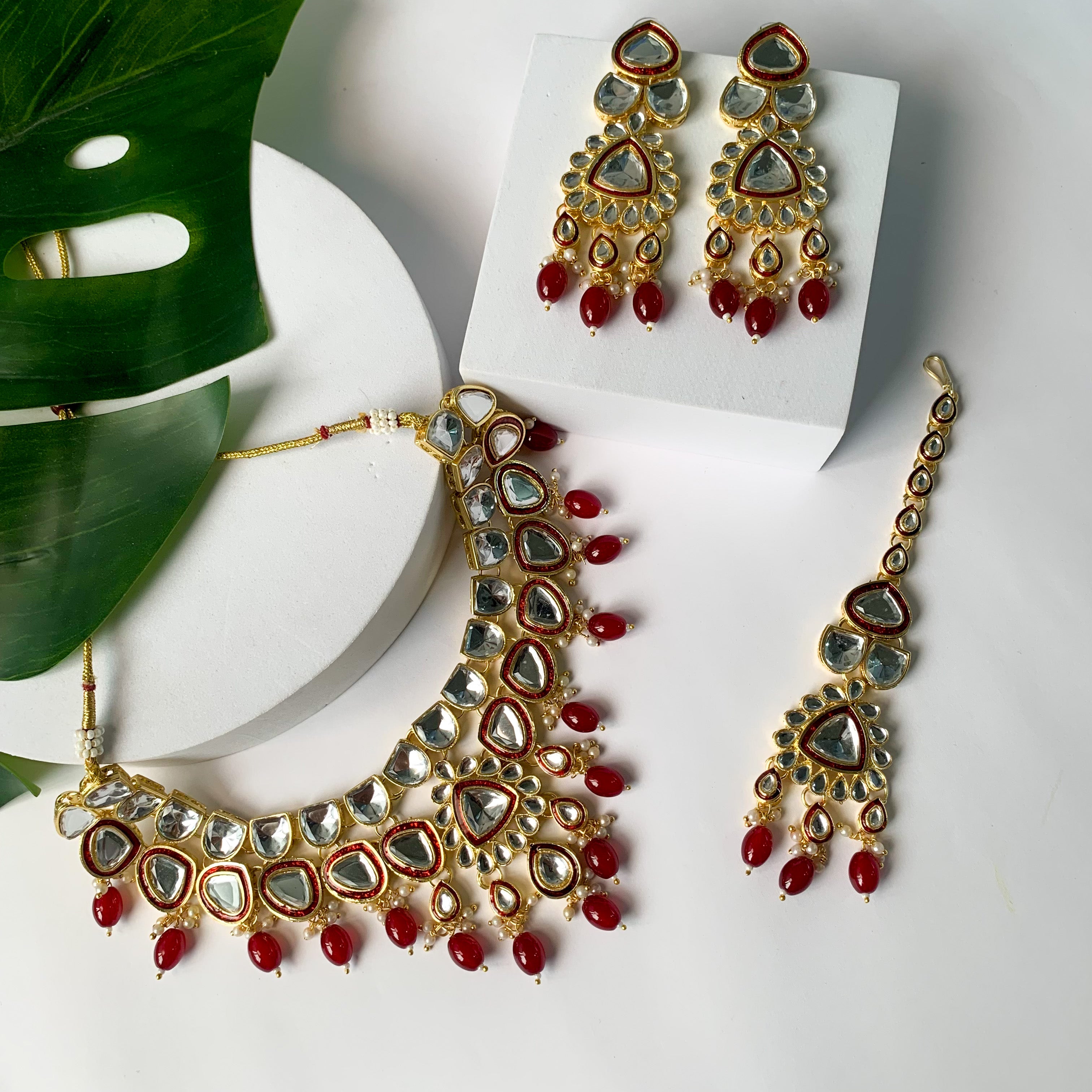 Jineshvi Maroon Choker Set