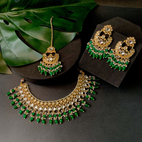 Devyani Green Choker