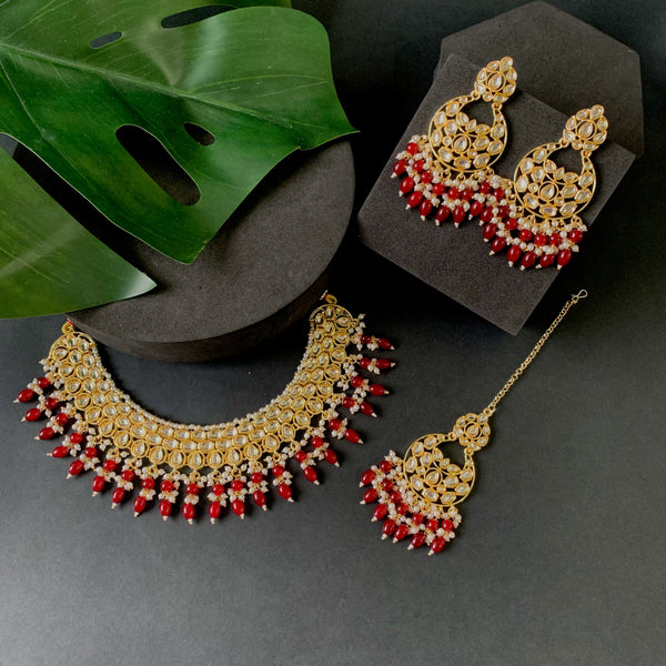 Sharmila Maroon Choker