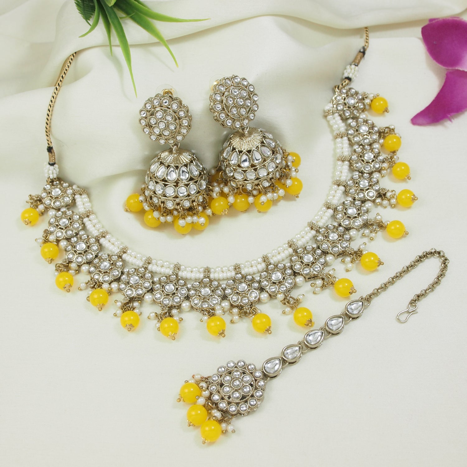 Vyoma Yellow Choker Set