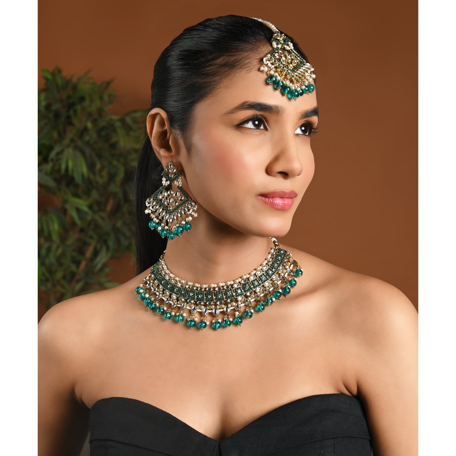 Reesha Peacock Green Choker Set