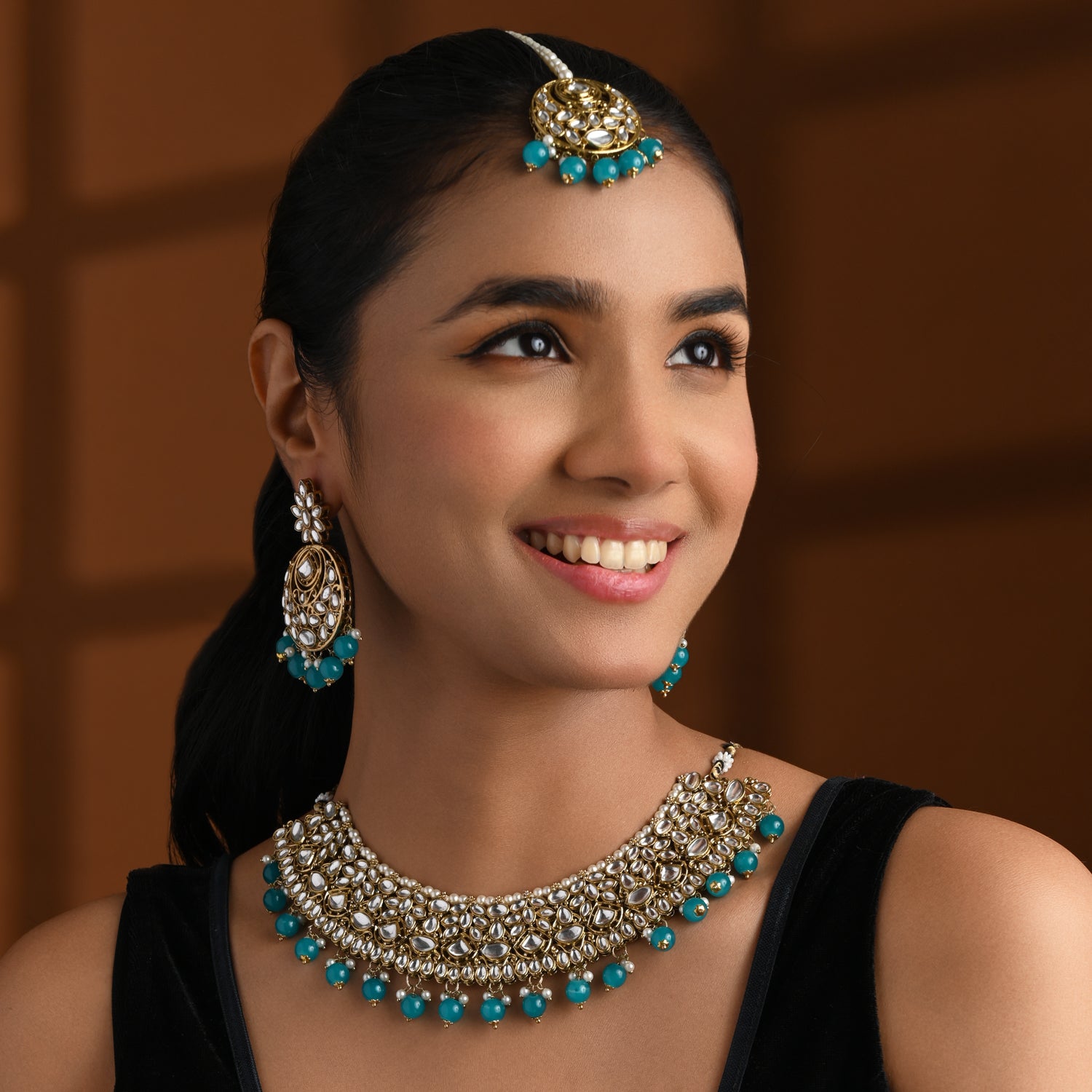 Jenisha Blue Choker Set