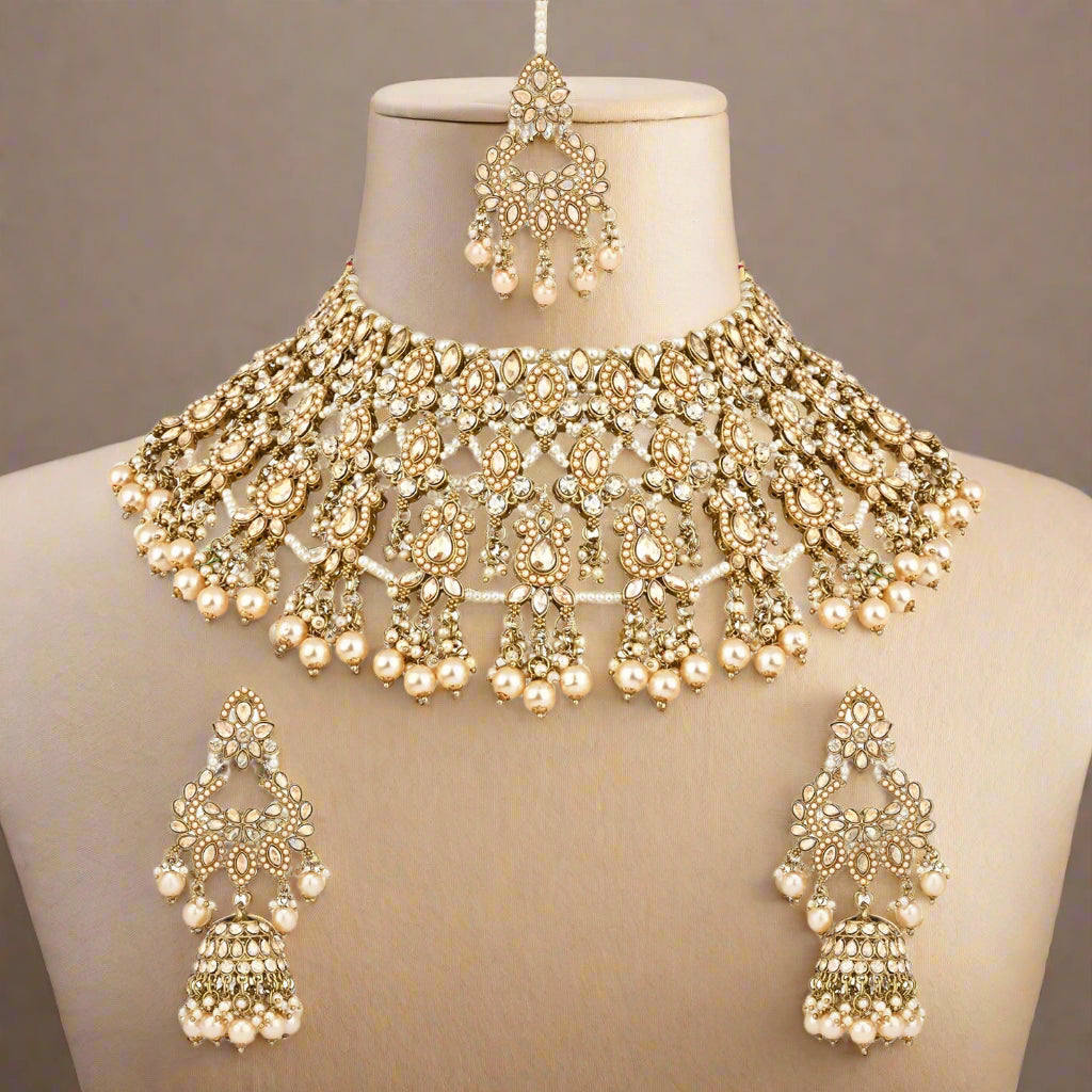 Samruddhi Choker Set
