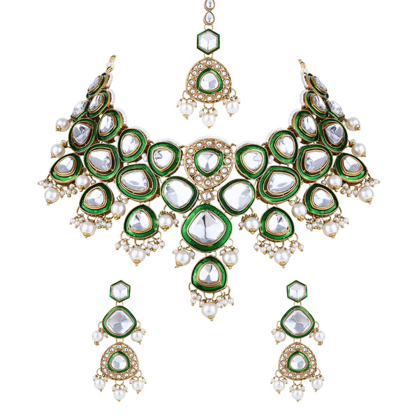 Rutusha Necklace Set