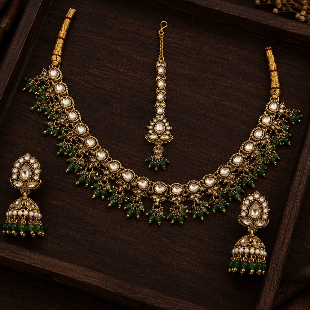 Ishvani - Green Beaded Kundan  Jhumka Necklace Set with Earrings & Maang Tikka