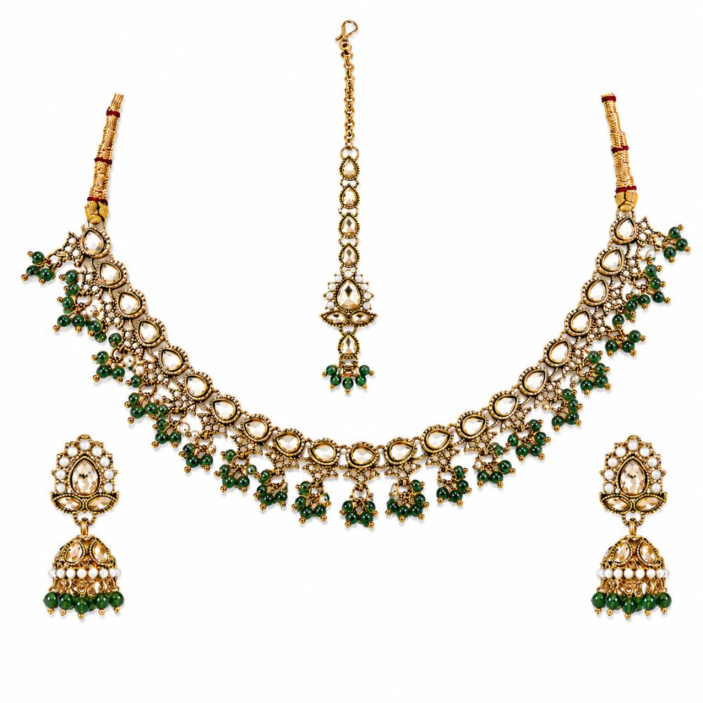 Ishvani - Green Beaded Kundan  Jhumka Necklace Set with Earrings & Maang Tikka