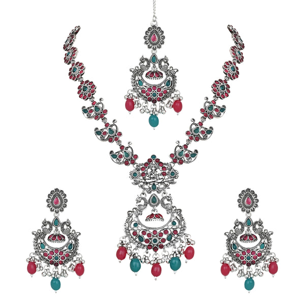 Vinuda Necklace Set